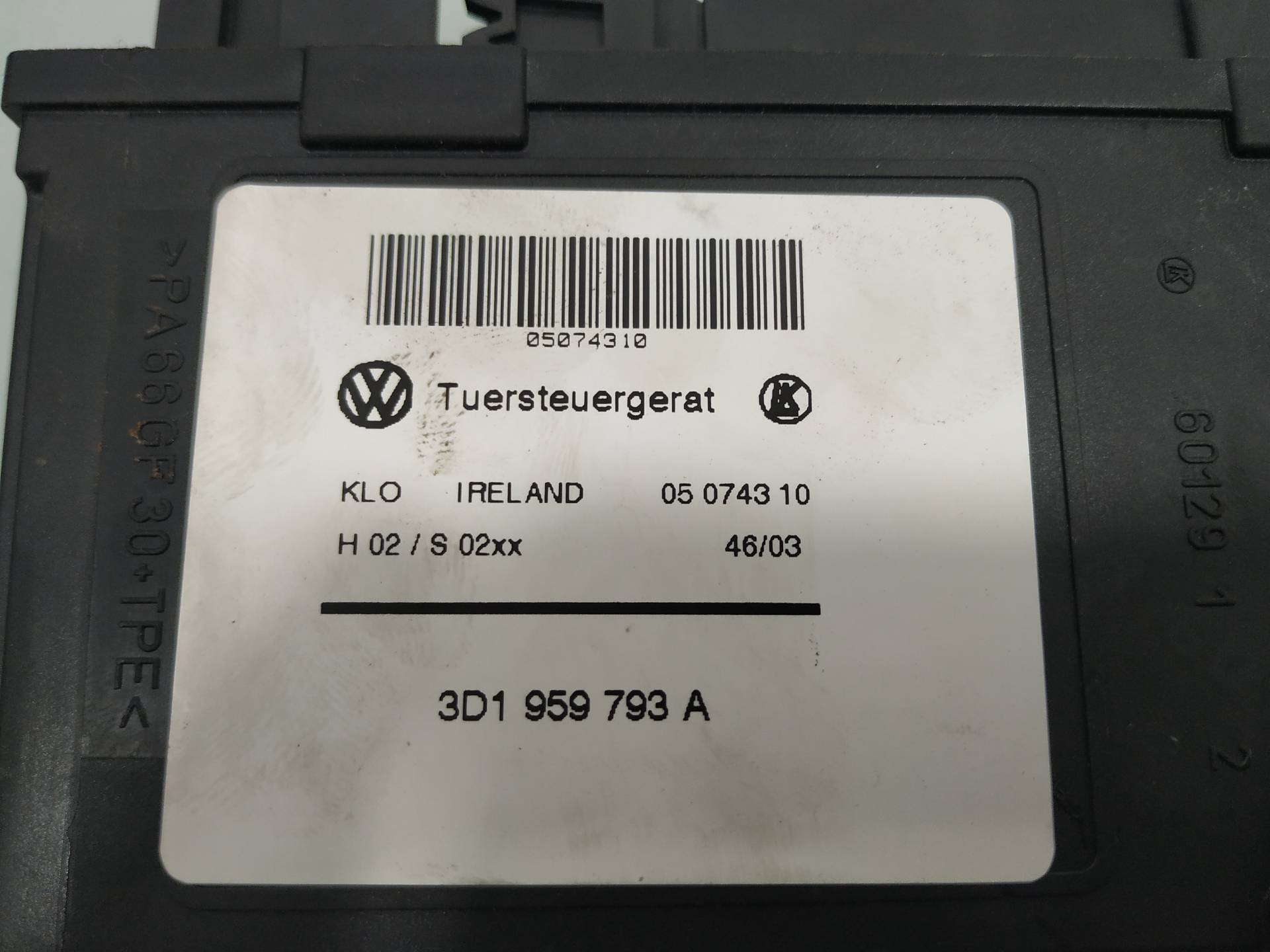 VOLKSWAGEN Touareg 1 generation (2002-2010) Vänster framdörr Fönsterregulatormotor 3D1959793A 19035531