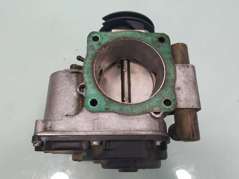 VOLKSWAGEN Passat B5 (1996-2005) Throttle Body 058133063H 18861588