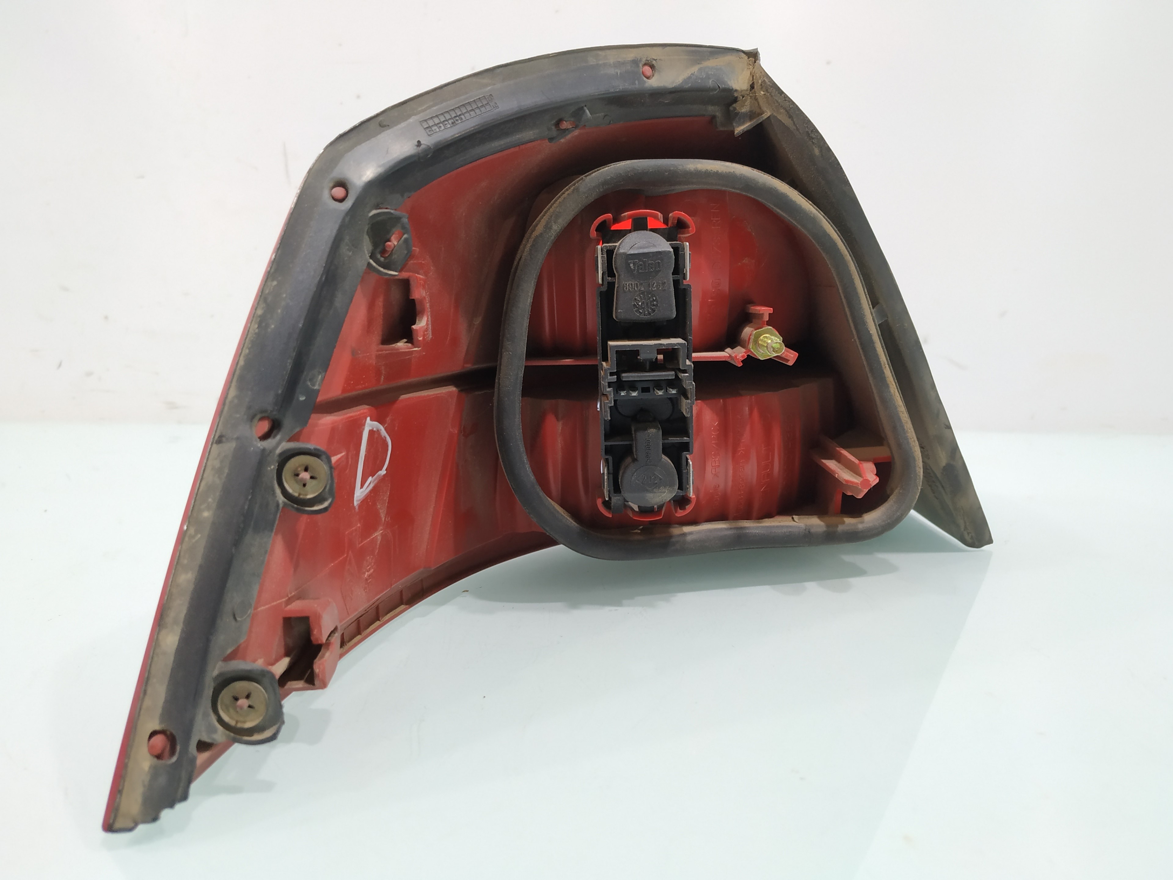 Scheinwerfer hinten rechts G9T600 8200014360 de Renault Vel satis 2004-0 con 119000 km - pieza usada