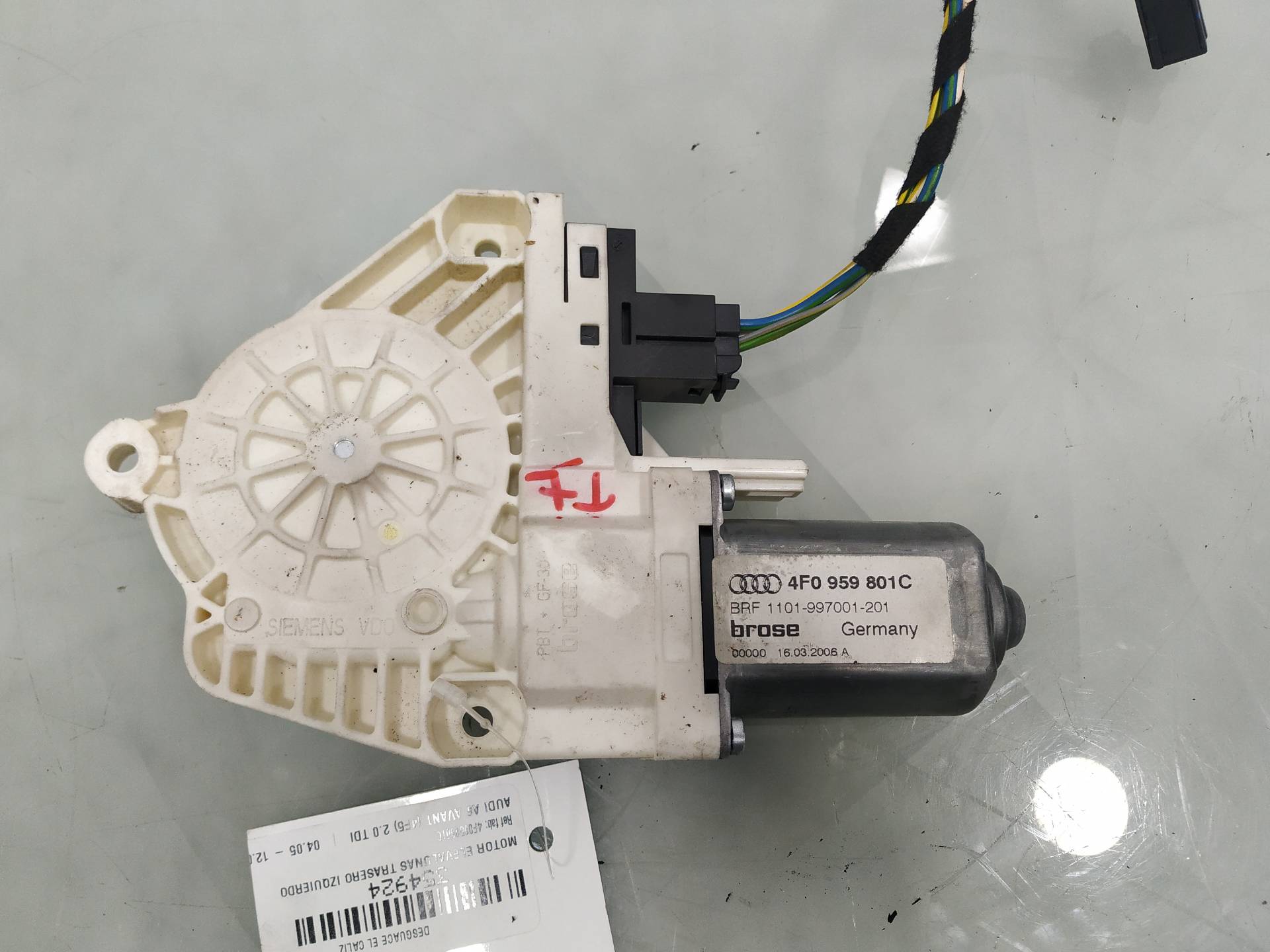 DODGE A6 C6/4F (2004-2011) Rear Left Door Window Control Motor 4F0959801C 19030813