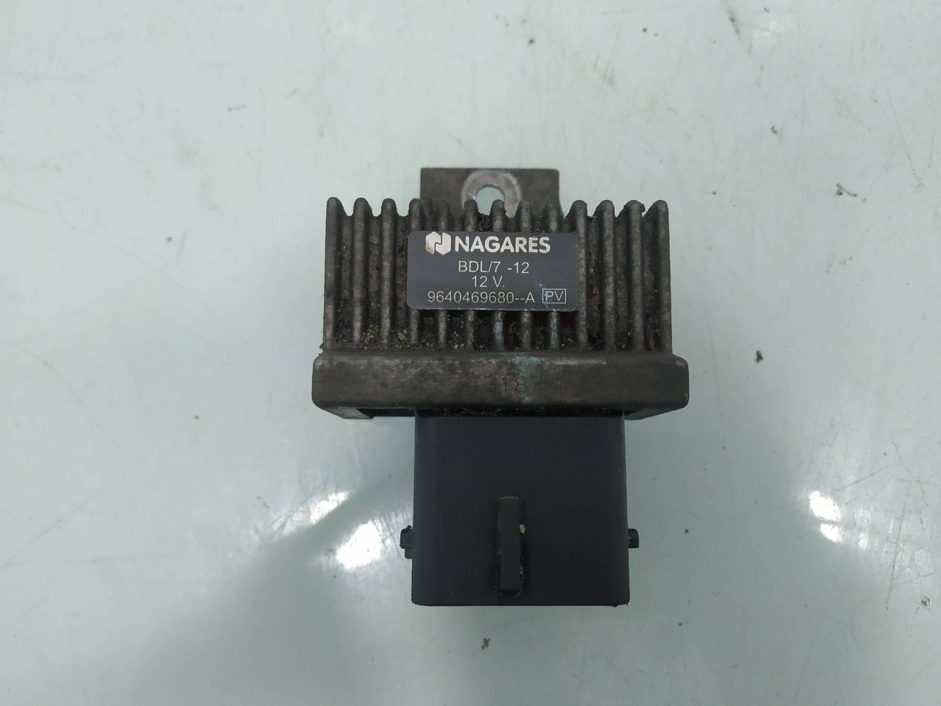 RENAULT Laguna 3 generation (2007-2015) Relays 9640469680A 19154665