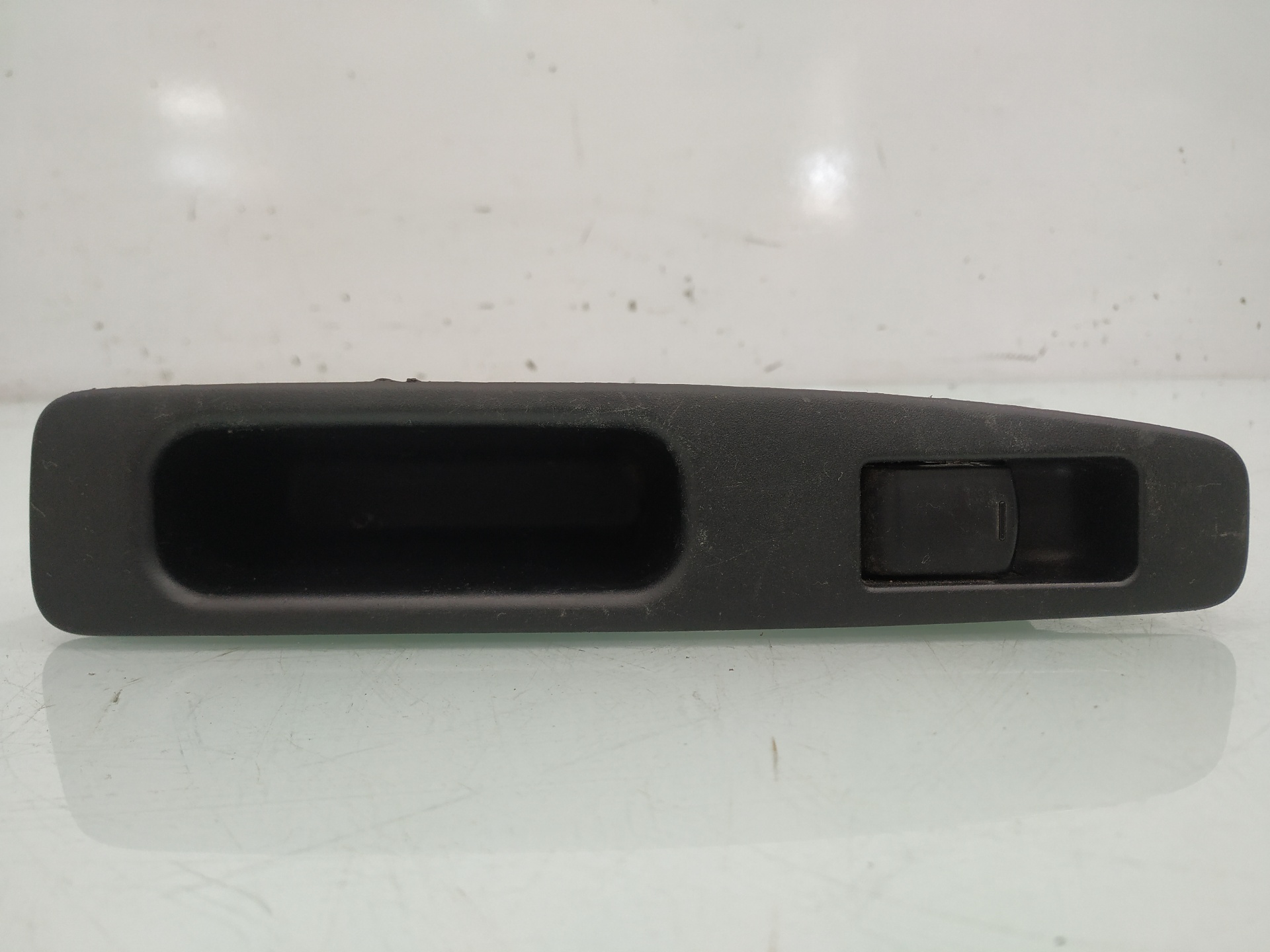 NISSAN Qashqai 1 generation (2007-2014) Rear Right Door Window Control Switch 25411JD000 19206801