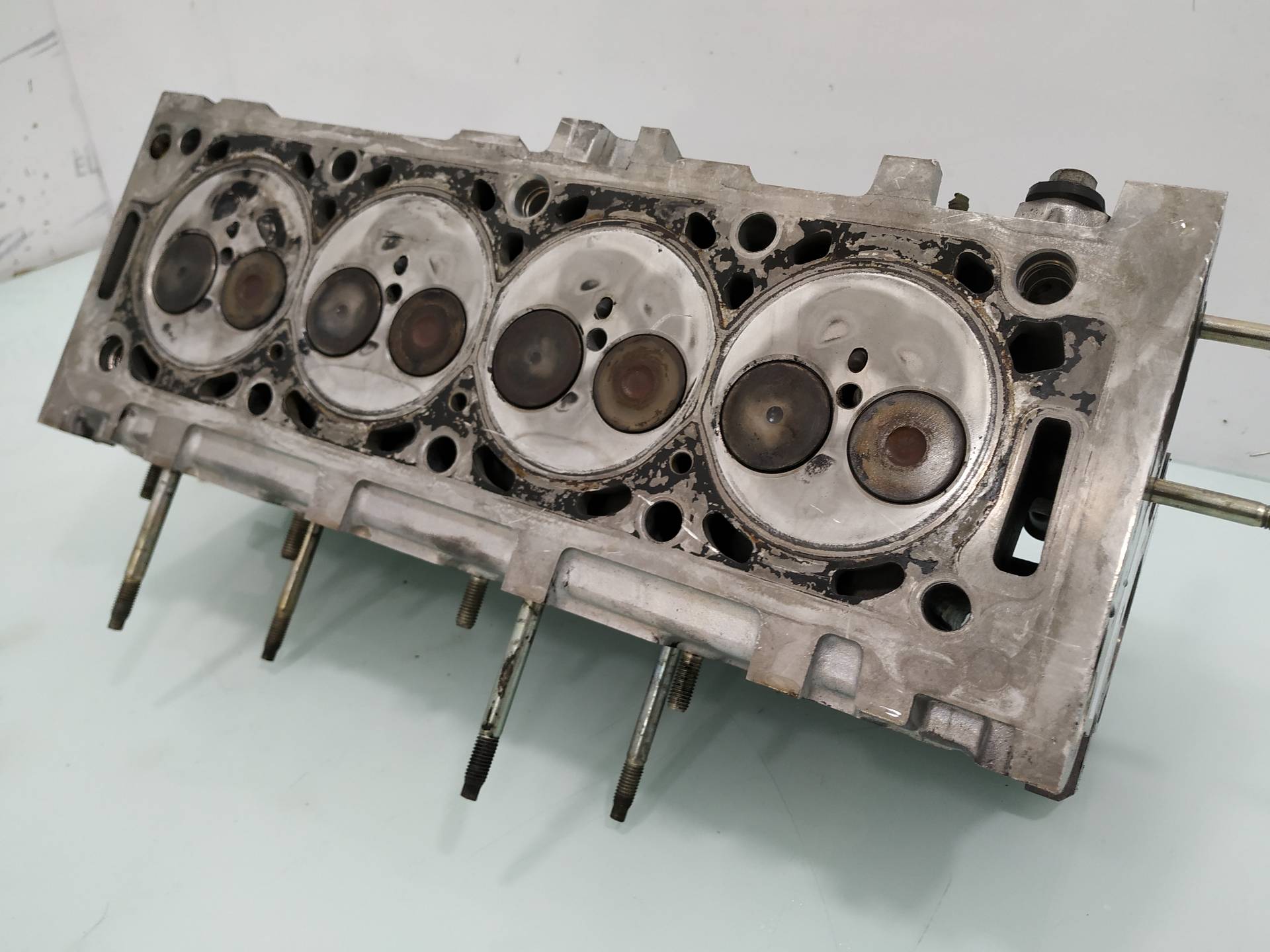PEUGEOT 306 1 generation (1993-2002) Engine Cylinder Head 9634963010 19078087