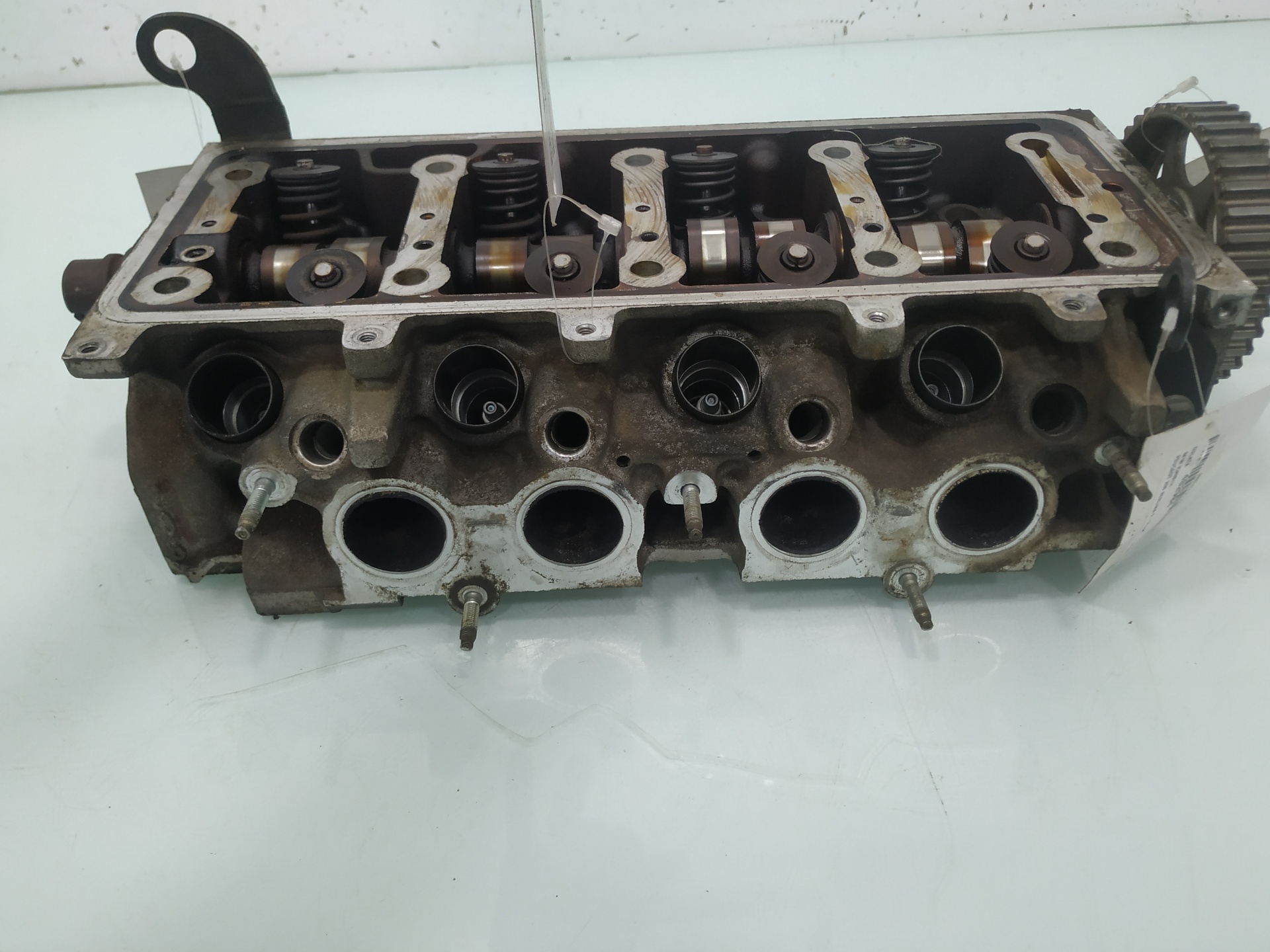 FORD Chiulasă motor 9634005110 25961643