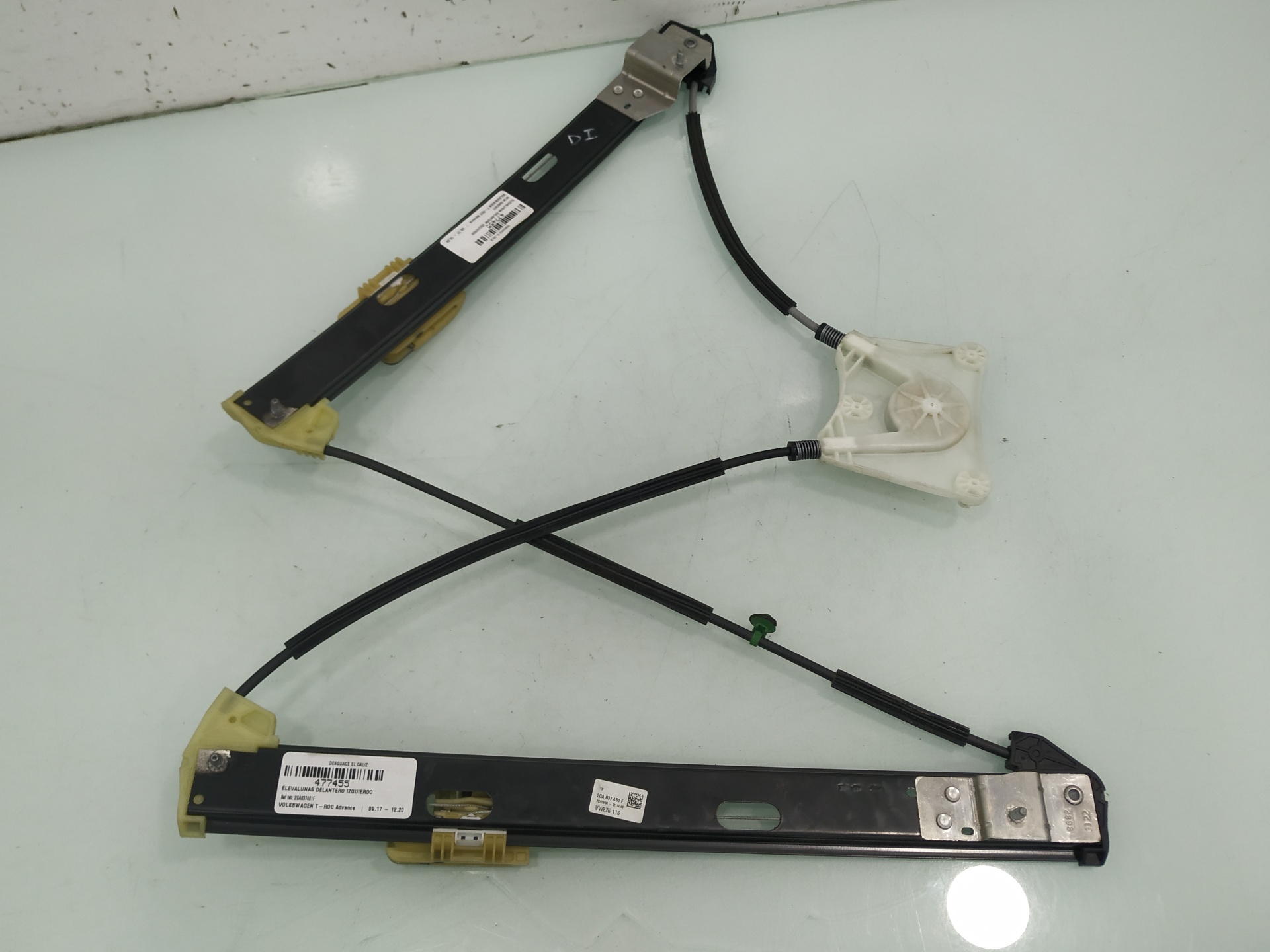 VOLKSWAGEN T-Roc 1 generation (2017-2024) Front Left Door Window Regulator 2GA837461F 25930457