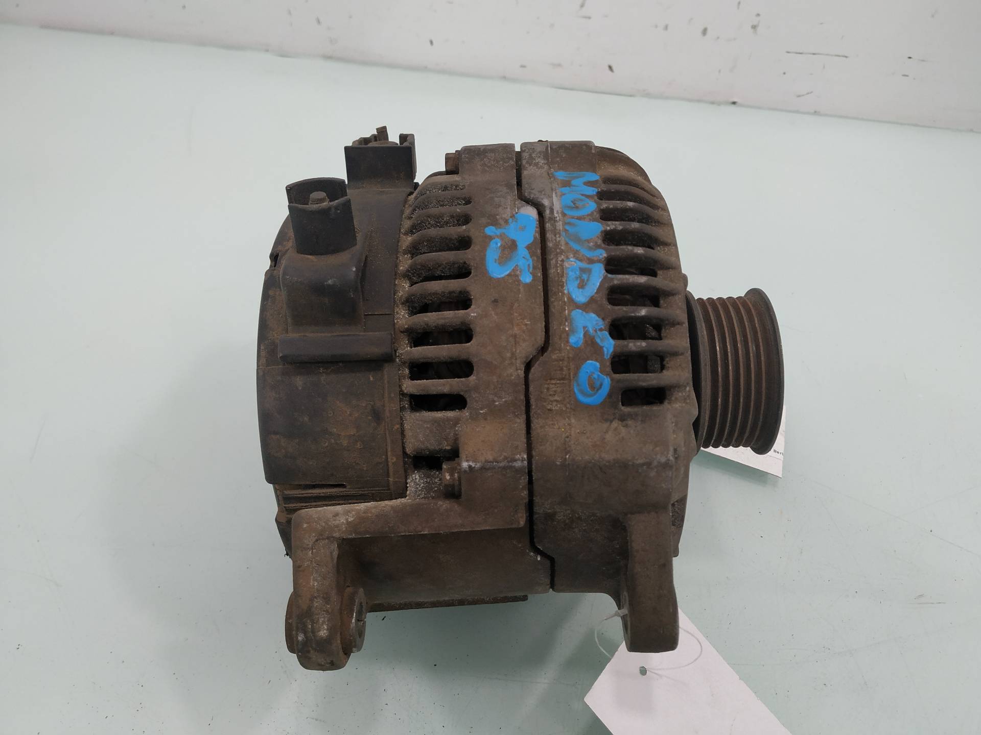 FORD Mondeo 1 generation (1993-1996) Alternator 0123212001 19094834