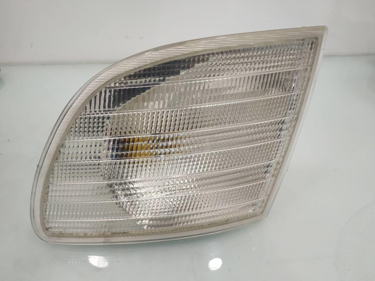 MERCEDES-BENZ V-Class W638, W639 (1996-2003) Indicator semnalizare stânga față 19168041