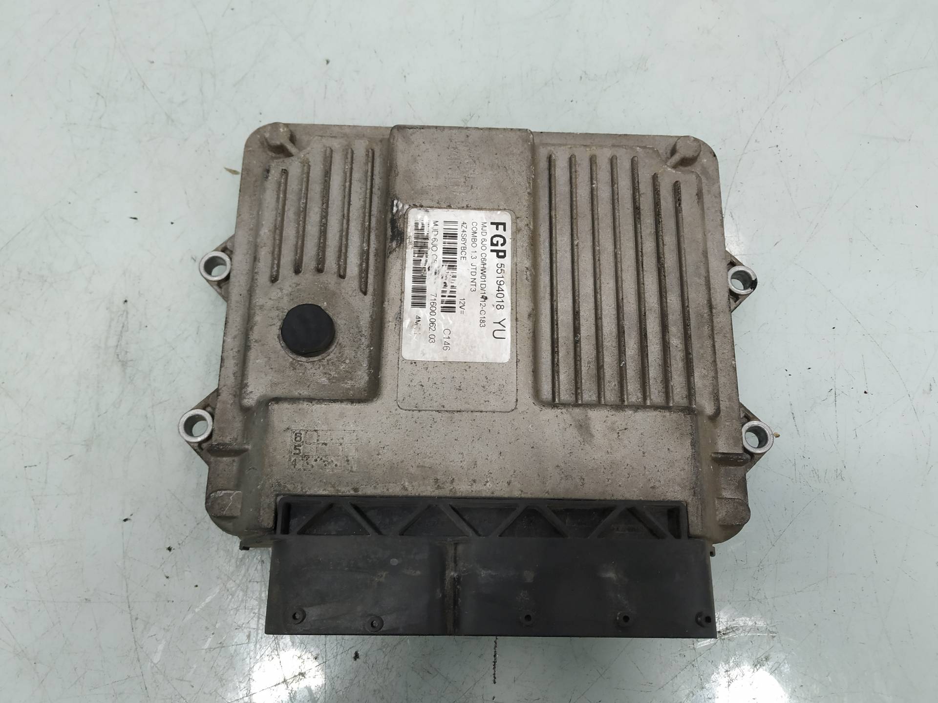 OPEL Combo C (2001-2011) Engine Control Unit ECU 55194018 18960198