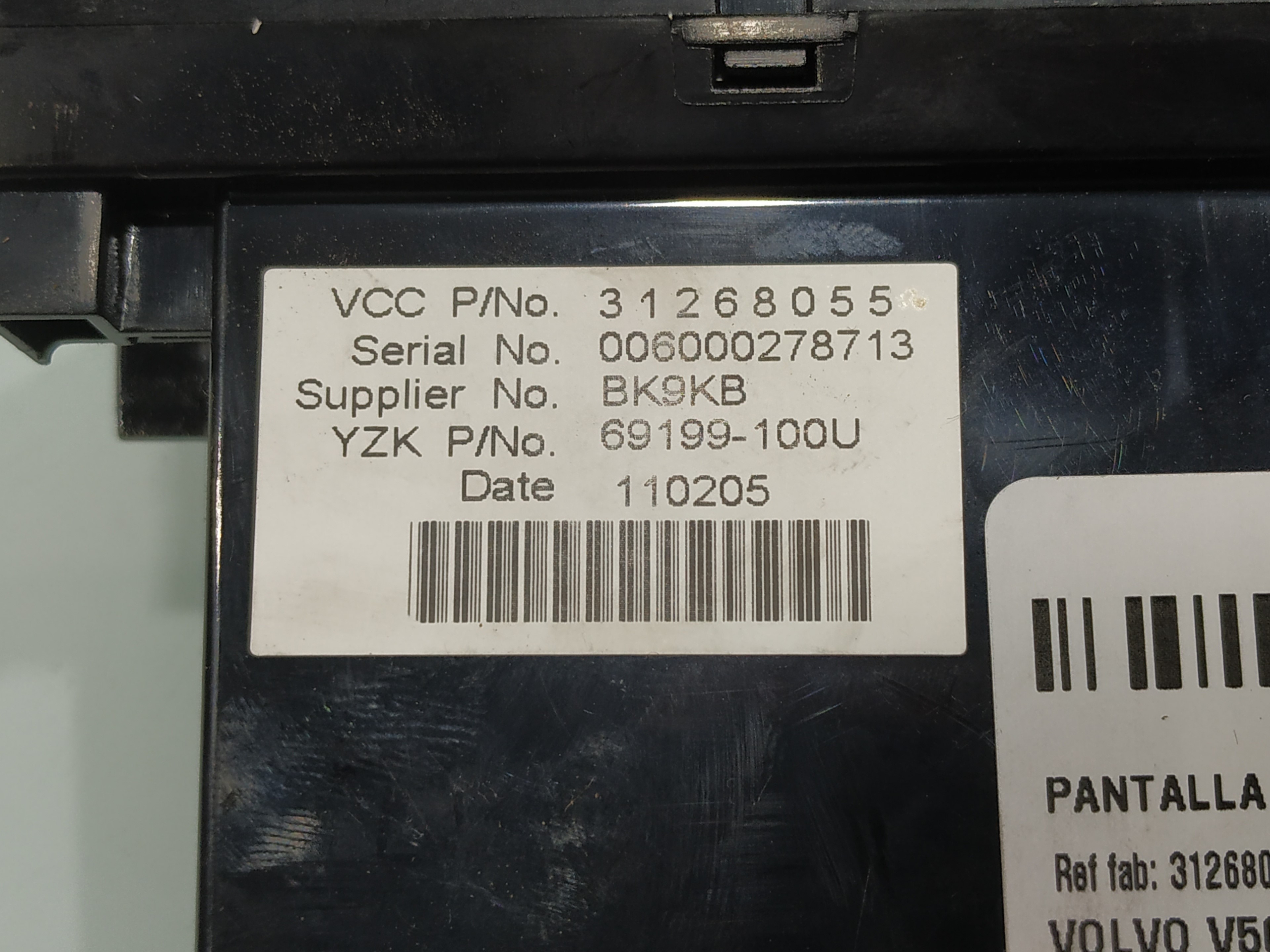 Écran multifunction D4162T 31268055 de Volvo V50 (545) 2004-2010 con 322000 km - pieza usada