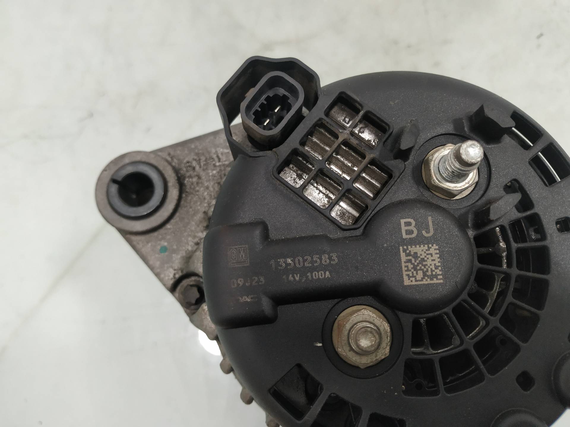 Alternador A20DTH 13502583 de Opel Insignia a (g09) 2008-2017 160 CV