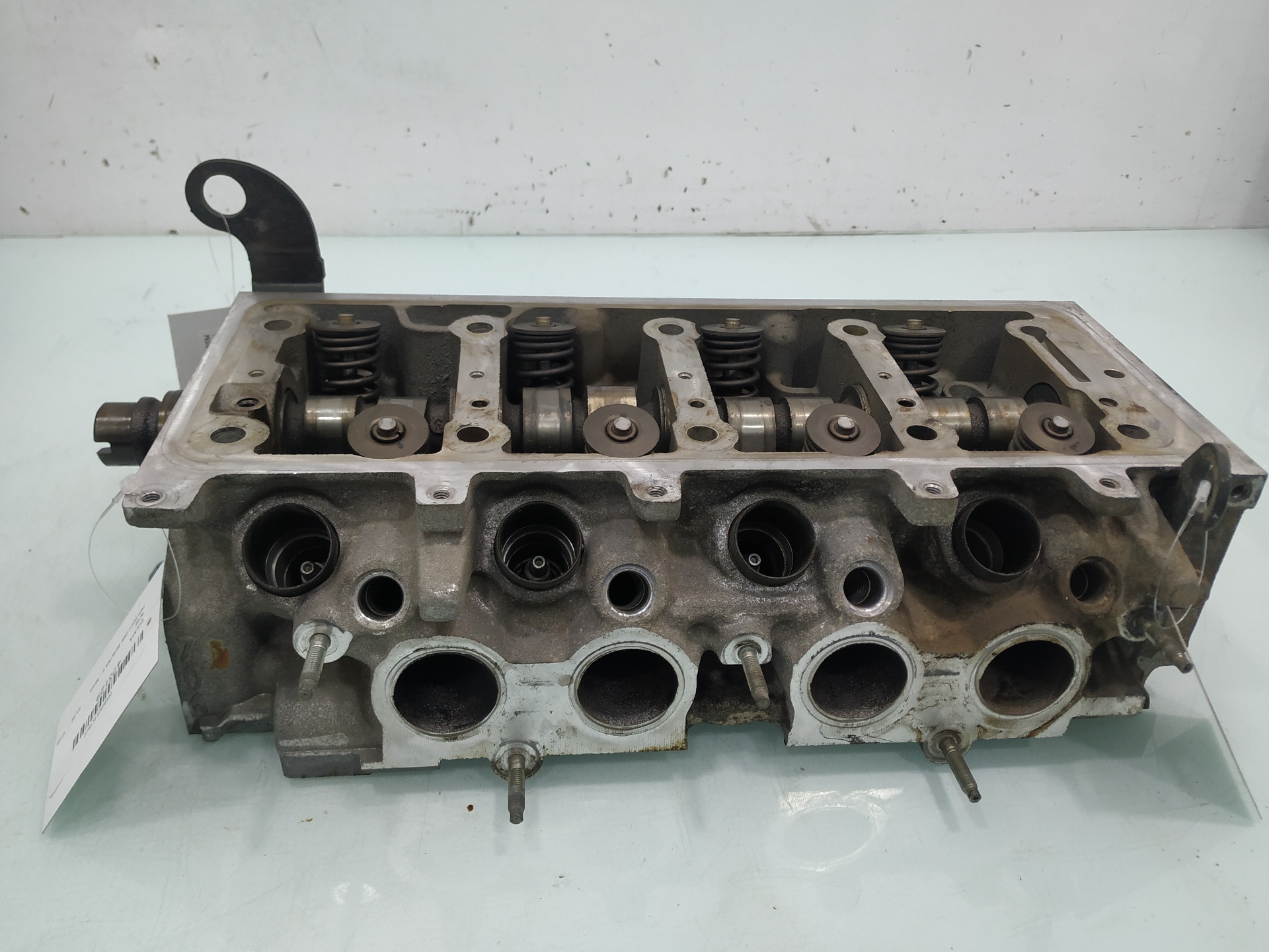 PEUGEOT 206 1 generation (1998-2009) Chiulasă motor 9634005110 24921494