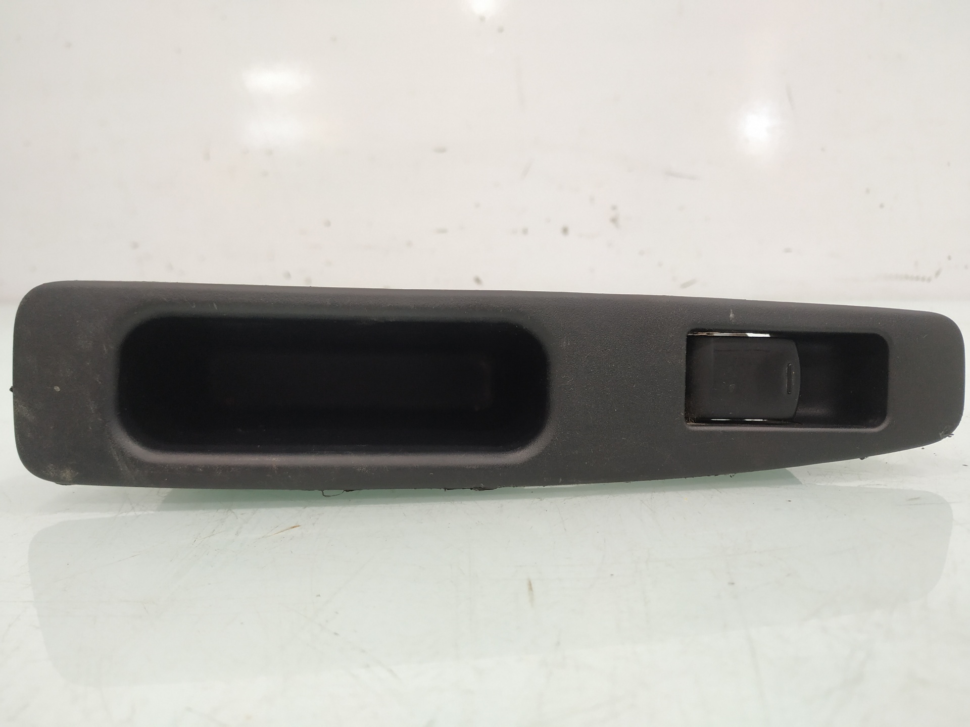 NISSAN Qashqai 1 generation (2007-2014) Rear Right Door Window Control Switch 25411JD000 19198529