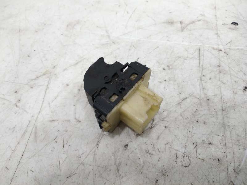 RENAULT Clio 3 generation (2005-2012) Rear Right Door Window Control Switch 254218614R 19120332