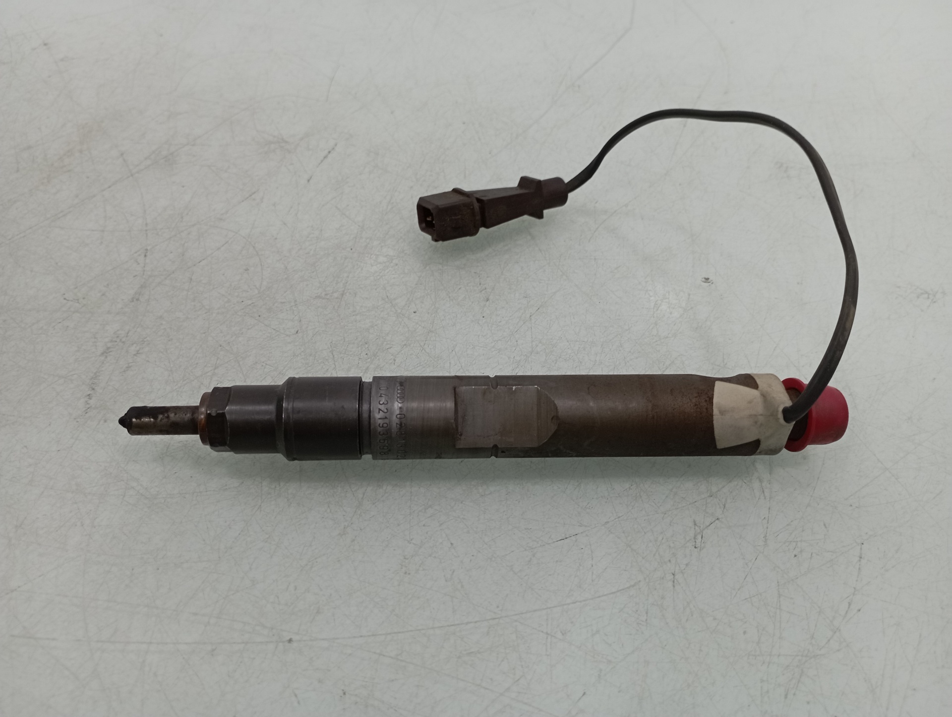 NISSAN Almera N15 (1995-2000) Fuel Injector 028130203E 25930201