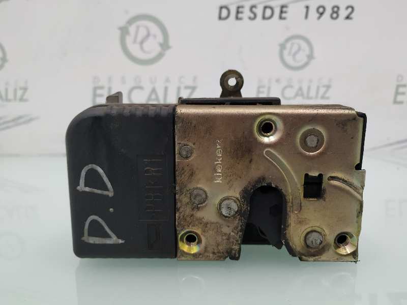 PEUGEOT 806 221 (1994-2002) Front Right Door Lock 18862836