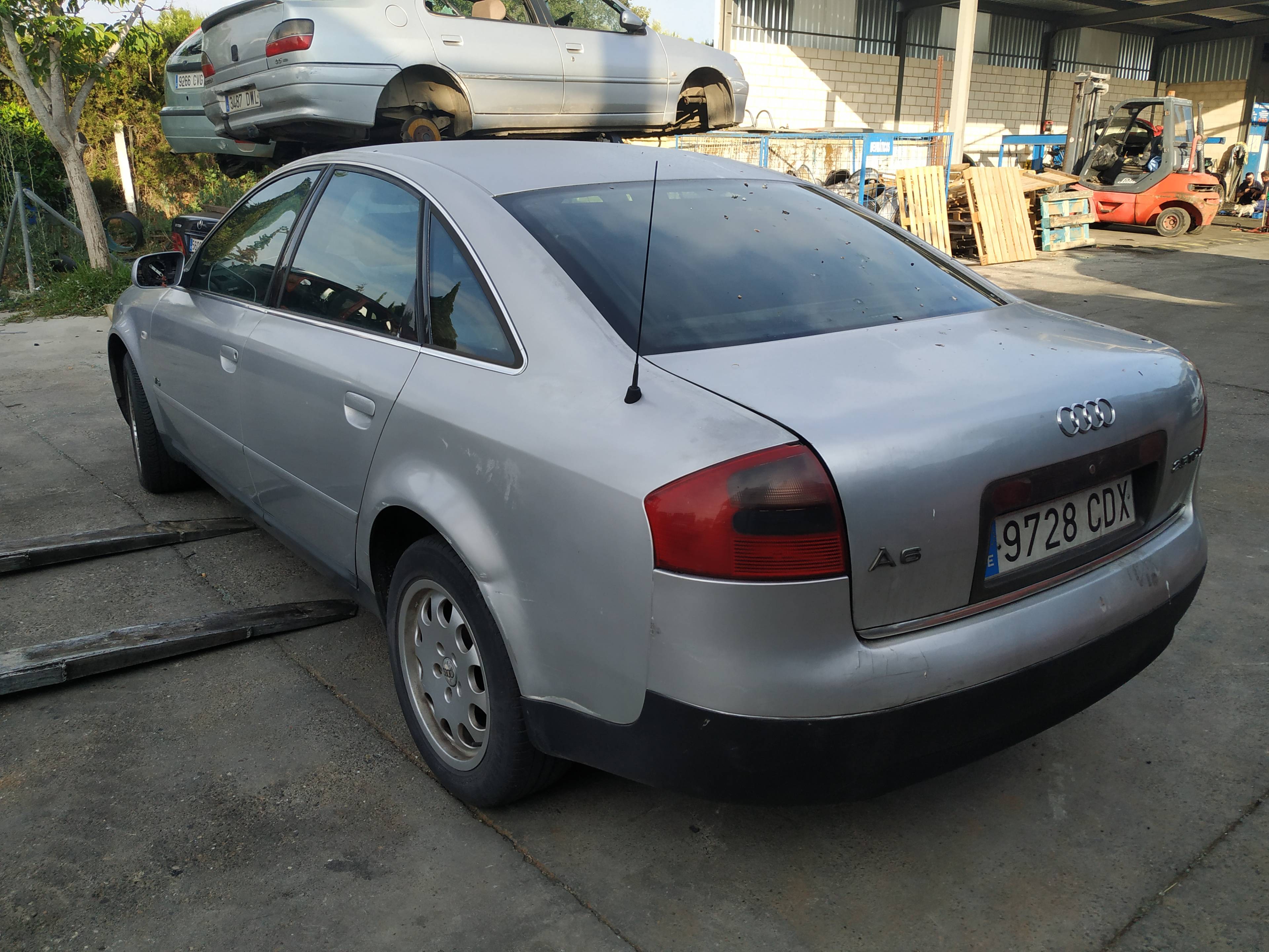 AUDI A6 C5/4B (1997-2004) Разширителен съд 4B0121403 19205123