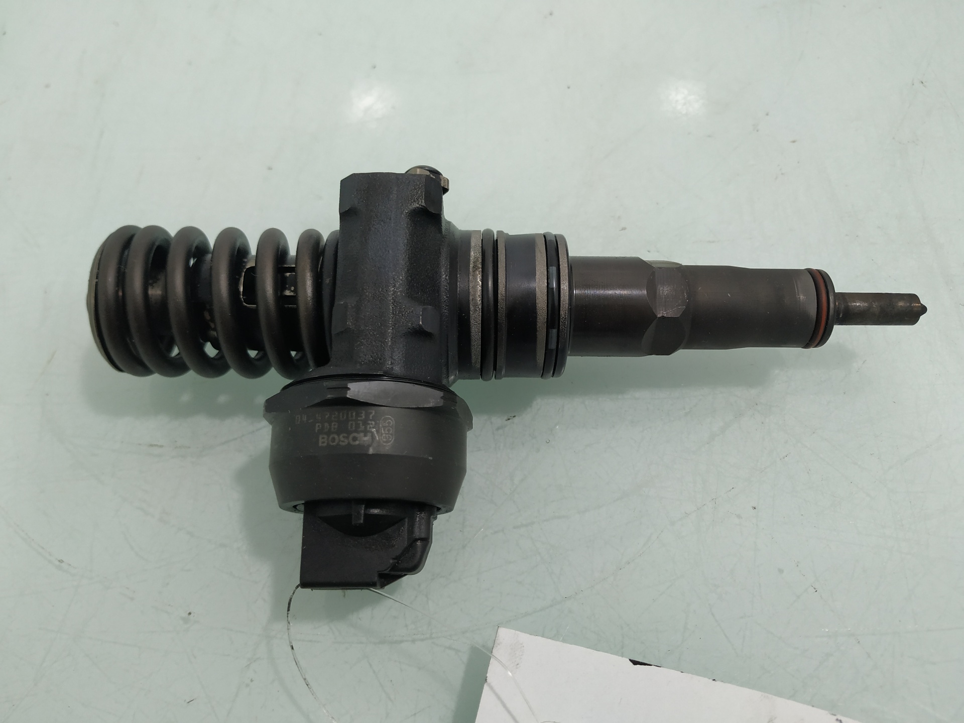 SEAT Cordoba 2 generation (1999-2009) Fuel Injector 038130073AJ 22852851