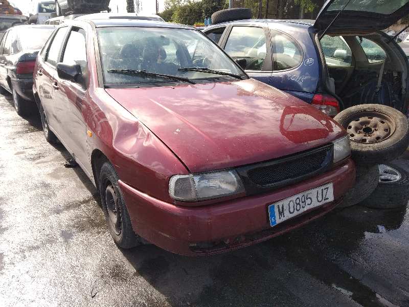 SEAT Ibiza 2 generation (1993-2002) Alternator 0123320007 18827792