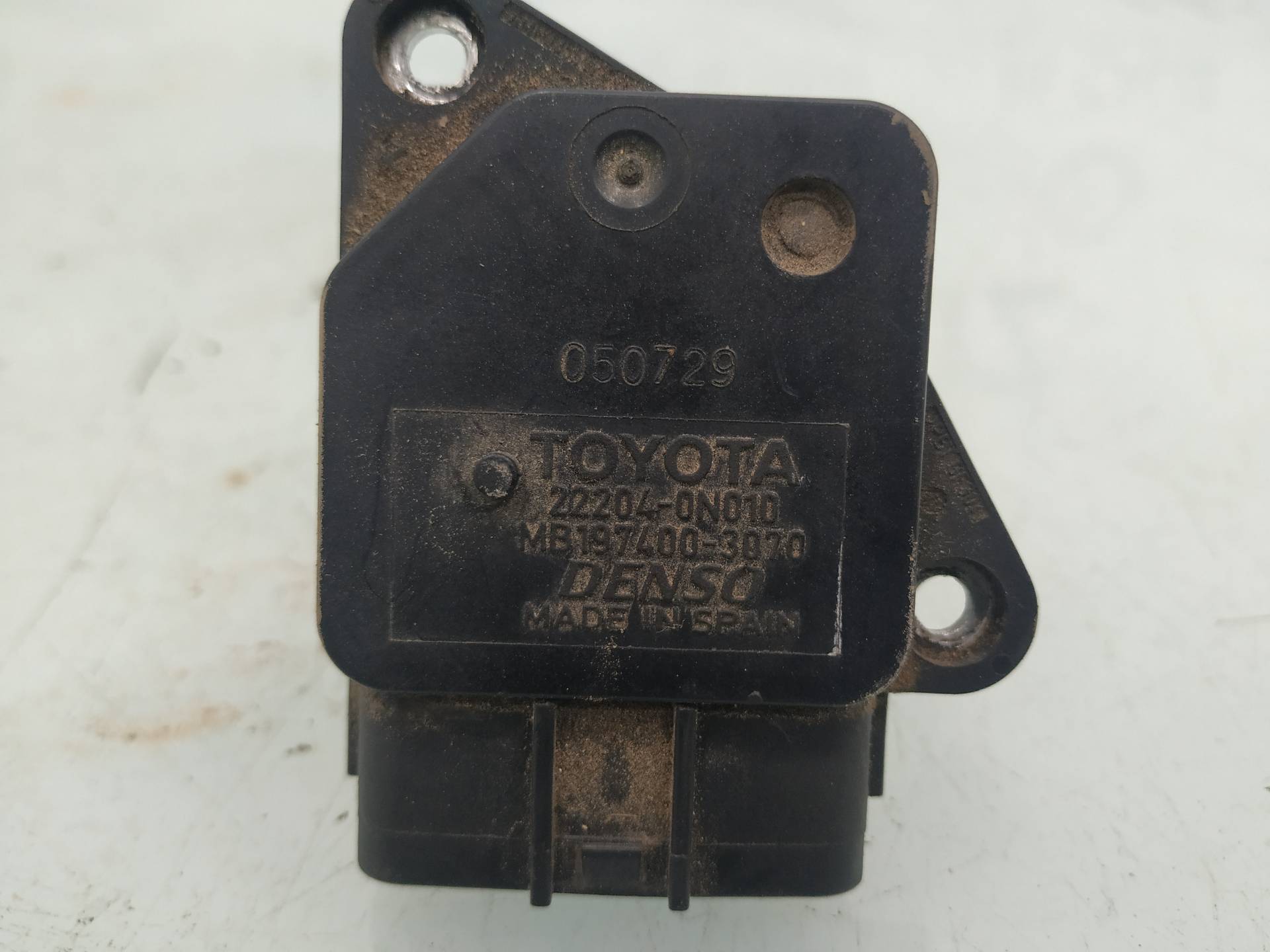 TOYOTA Corolla Verso 1 generation (2001-2009) Воздухомер воздушного фильтра 222040N010 18949120