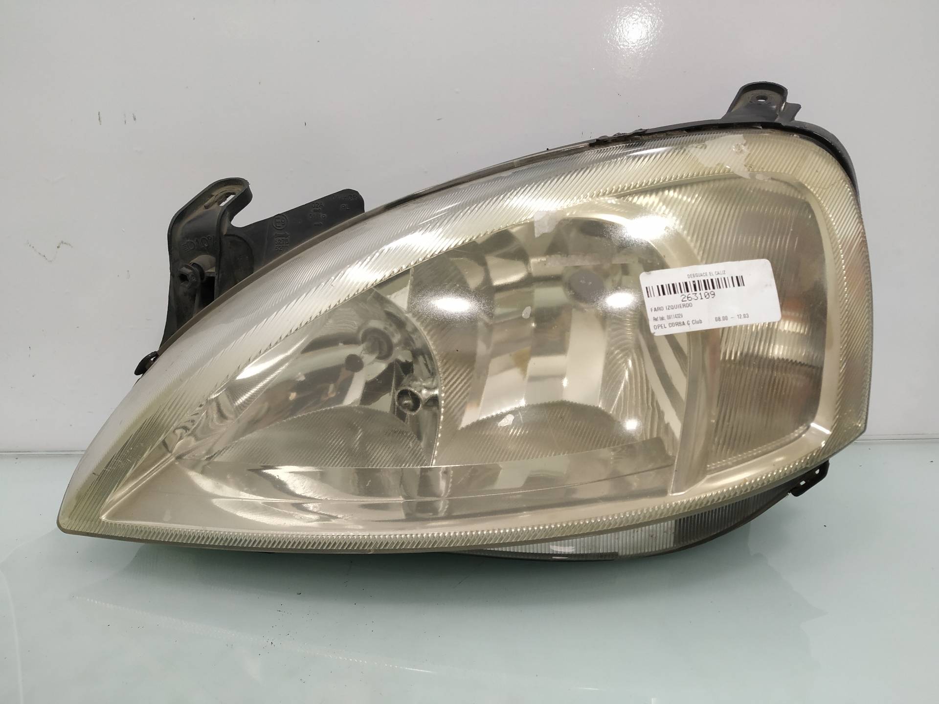 OPEL Corsa C (2000-2006) Front Left Headlight 09114329 18911235