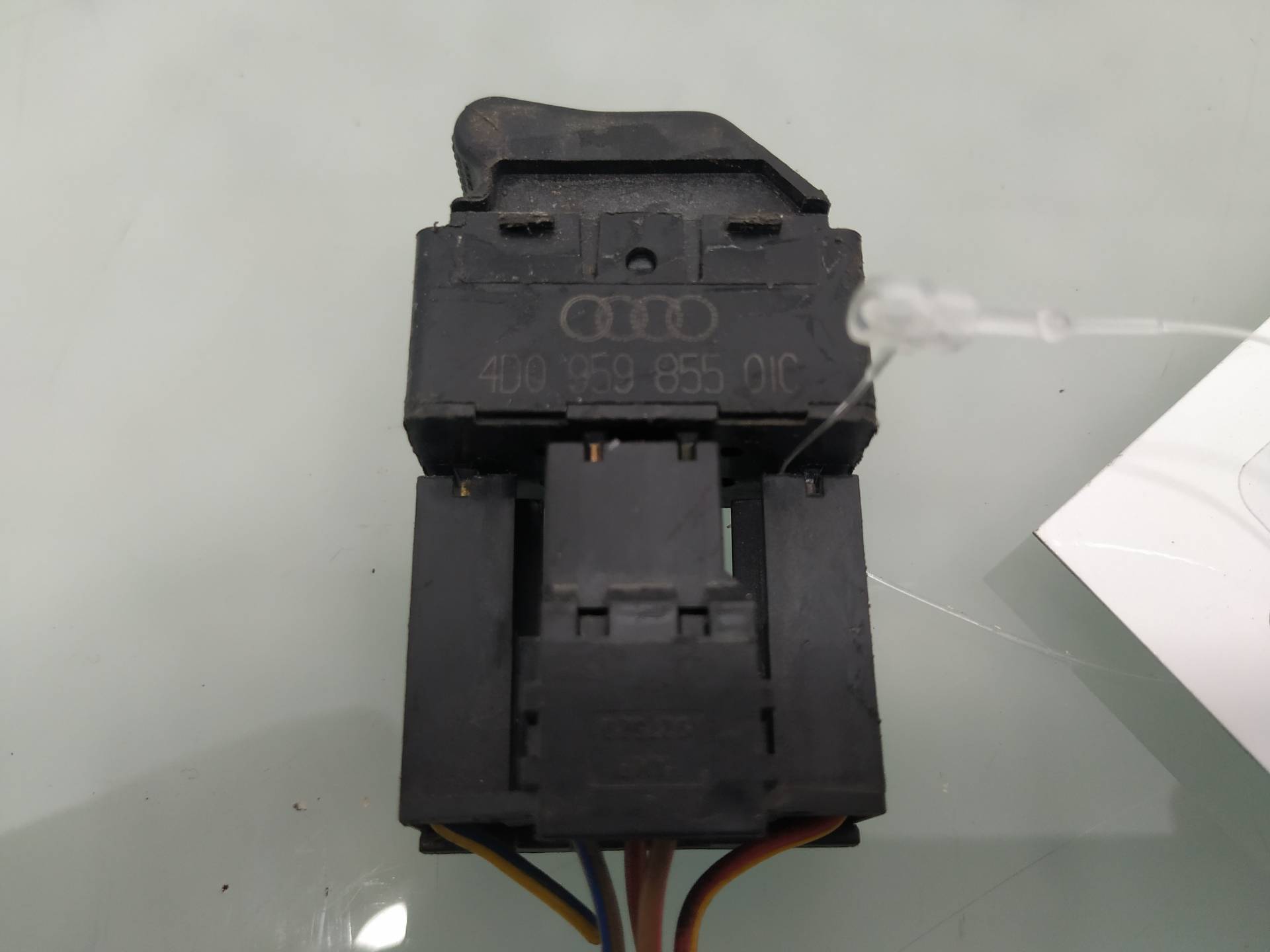 AUDI A8 D2/4D (1994-2002) Вимикач вікна передніх правих дверей 4D095985501C 19163476