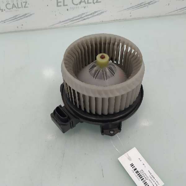 TOYOTA Yaris 2 generation (2005-2012) Motor încălzitor interior AV2727000311 18921161