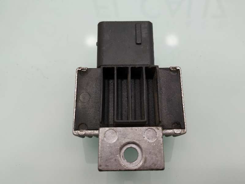 RENAULT Trafic 2 generation (2001-2015) Relays 8200859243 19120843