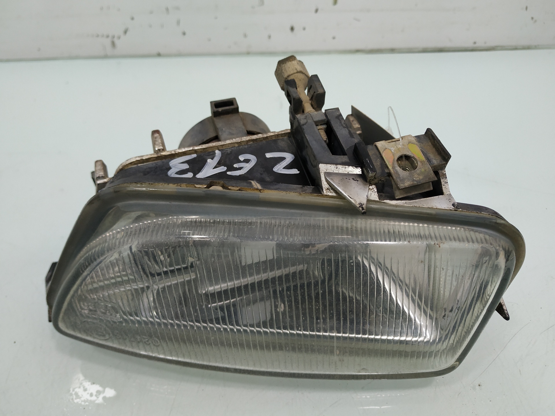 CITROËN Saxo 2 generation (1996-2004) Front Left Fog Light 9618343580 24871095