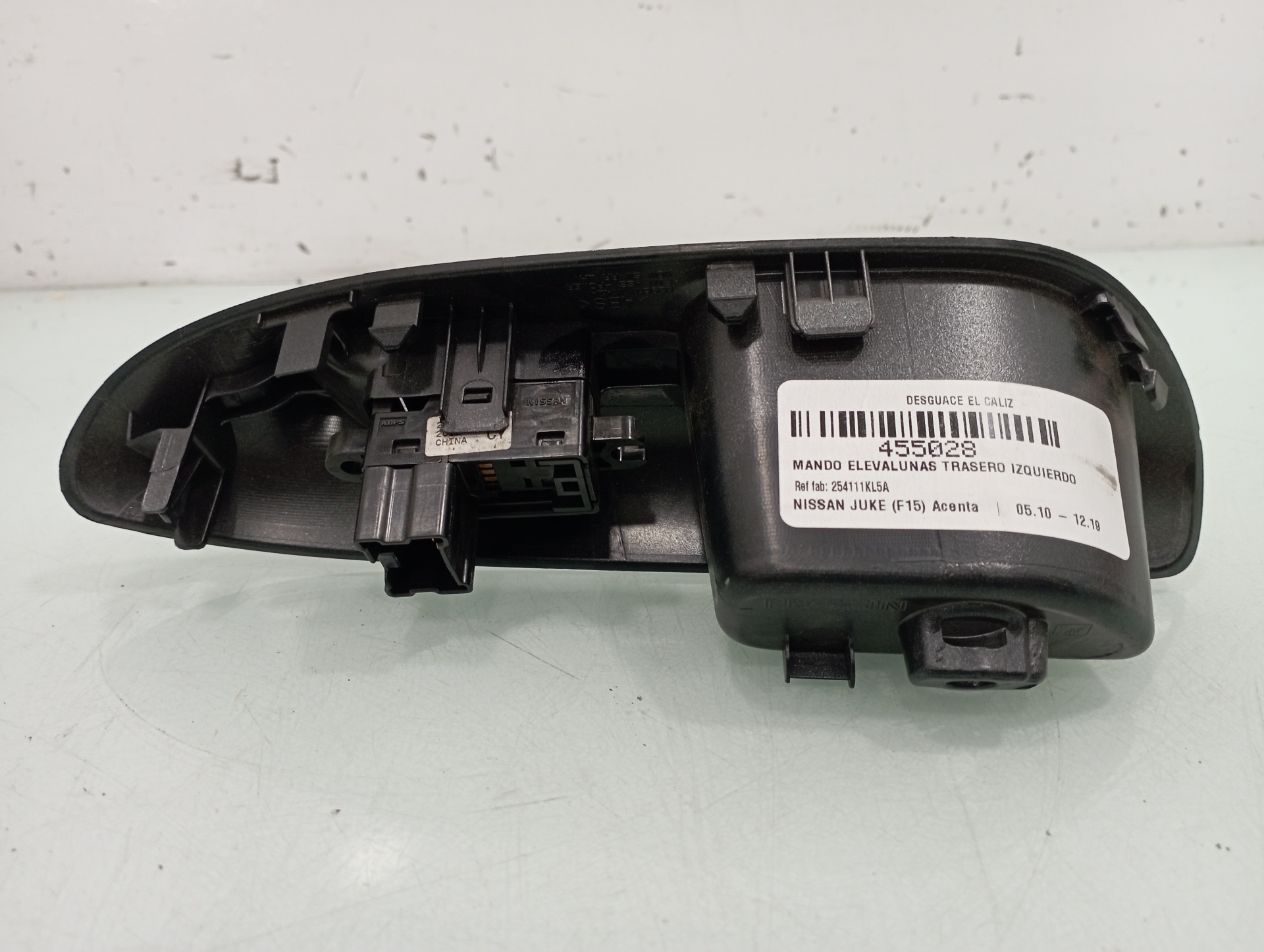 NISSAN Juke YF15 (2010-2020) Rear Right Door Window Control Switch 254111KL5A 20659612