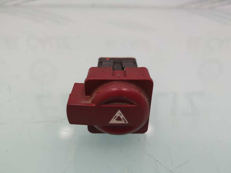 CITROËN C4 1 generation (2004-2011) Bouton de danger 96480877KR 19136541