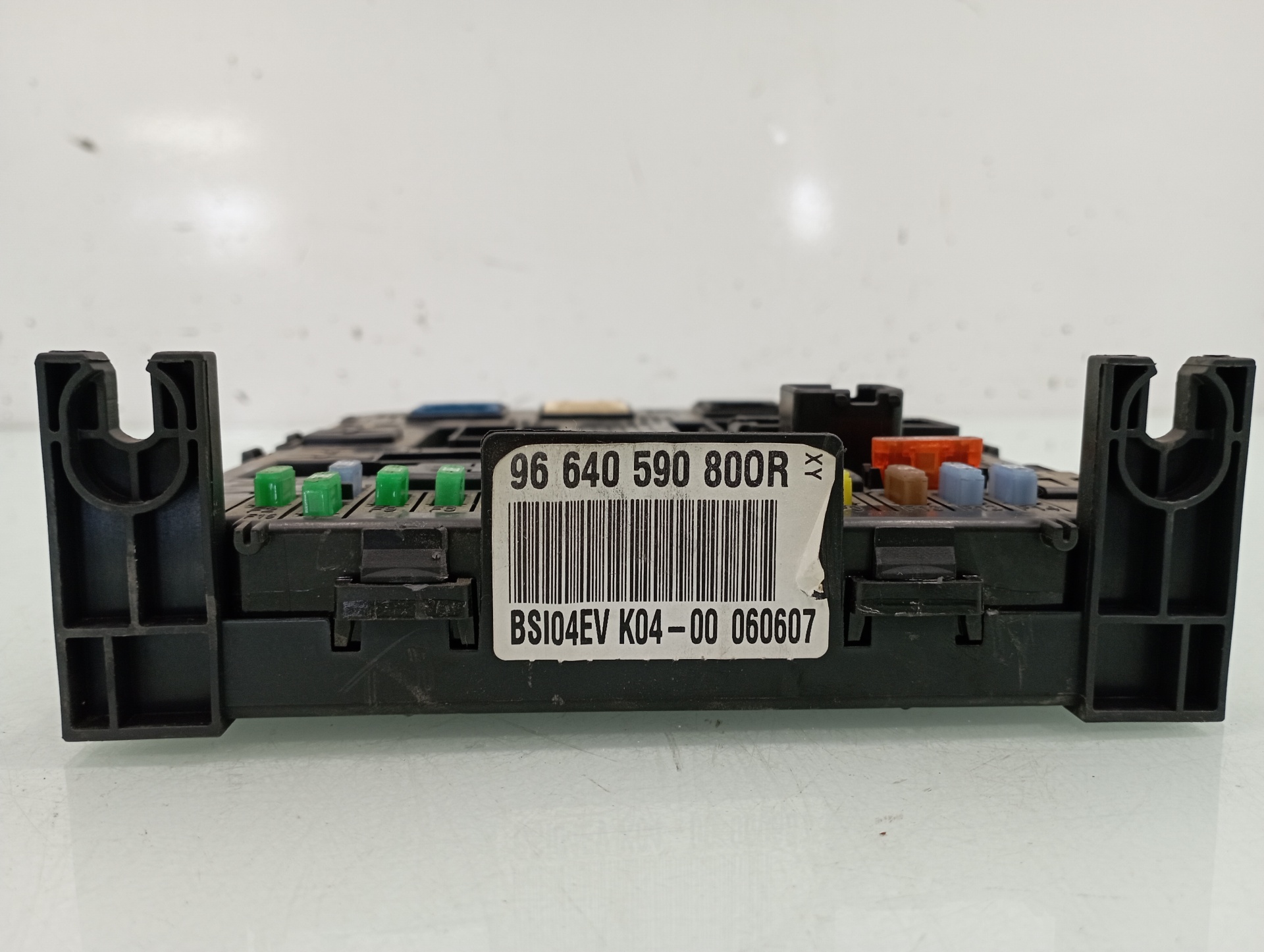 PEUGEOT 407 1 generation (2004-2010) Fuse Box 96640590800R 21068323