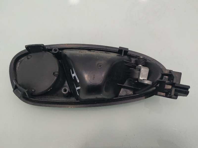 SEAT Leon 2 generation (2005-2012) Mâner de deschidere interioară stânga spate 5P0837113 19123641