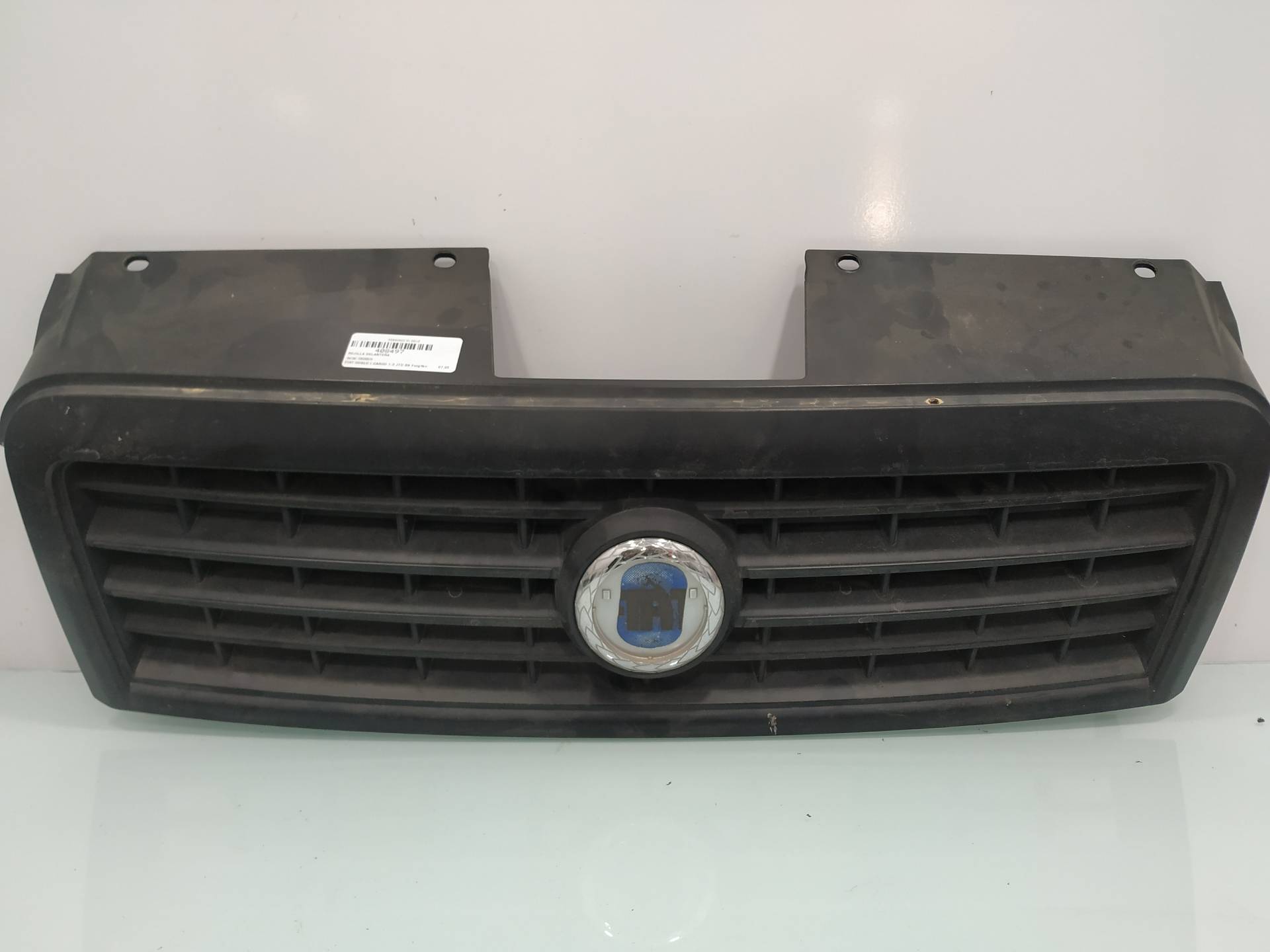 FIAT Doblo 1 generation (2001-2017) Priekinės radiatoriaus grotelės 735395576 19062969
