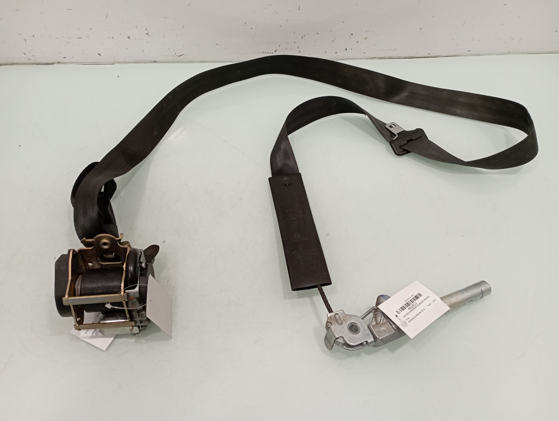 CITROËN C5 1 generation (2001-2008) Front Right Seatbelt 24915498