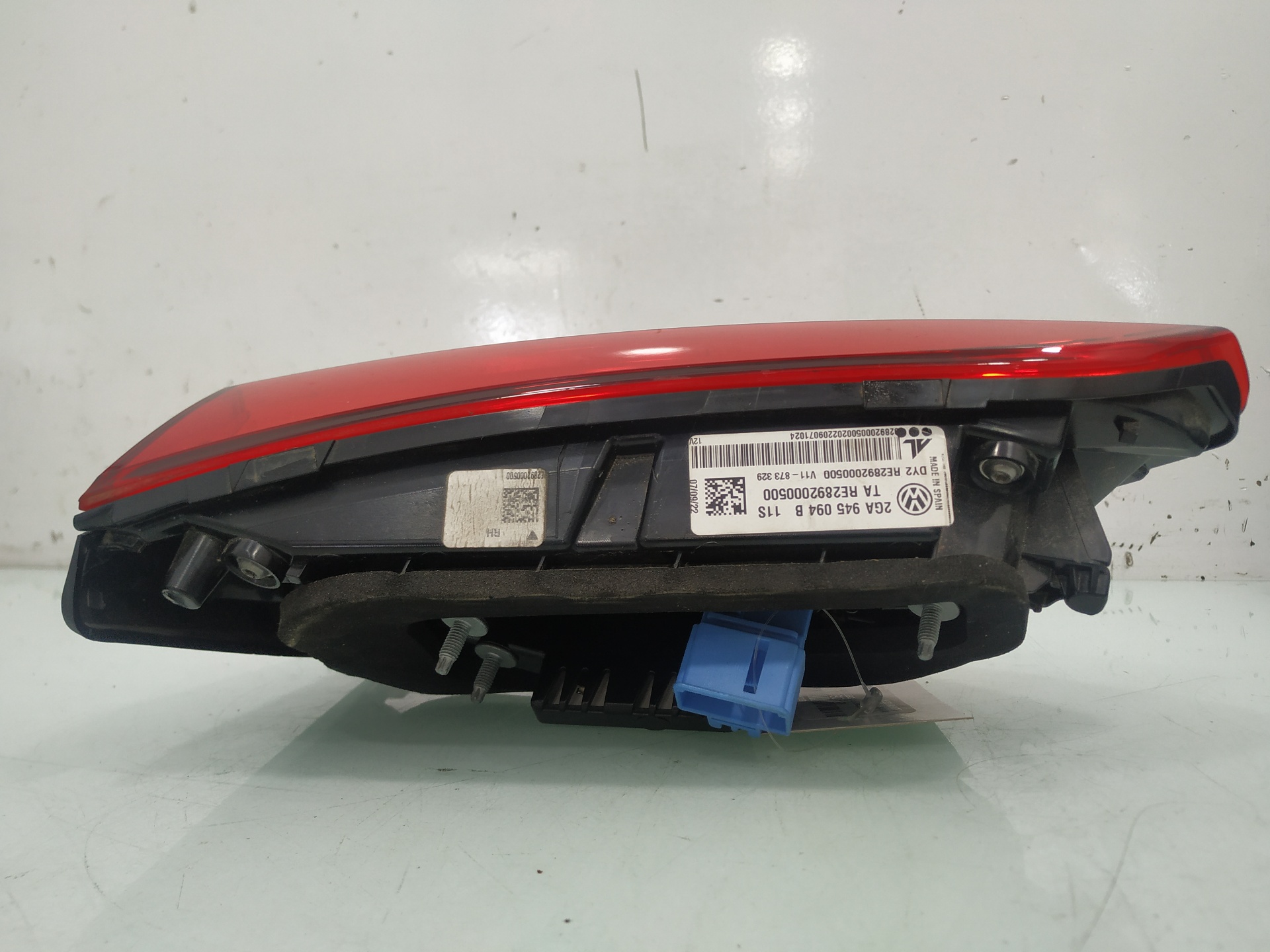 VOLKSWAGEN T-Roc 1 generation (2017-2024) Rear Right Taillight Lamp 2GA945094B 25930545