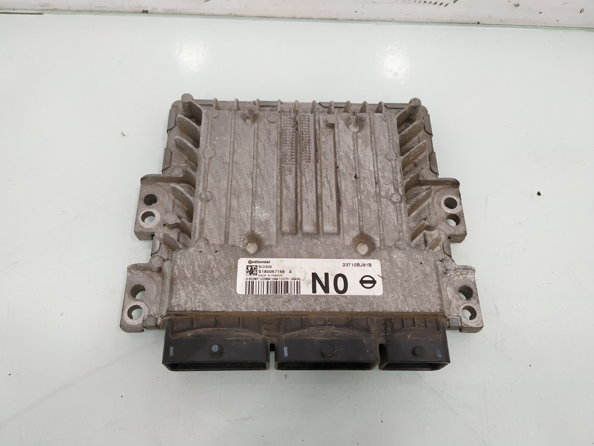 NISSAN Juke YF15 (2010-2020) Moottorin ohjausyksikkö ECU 23710BJ91B 21068641