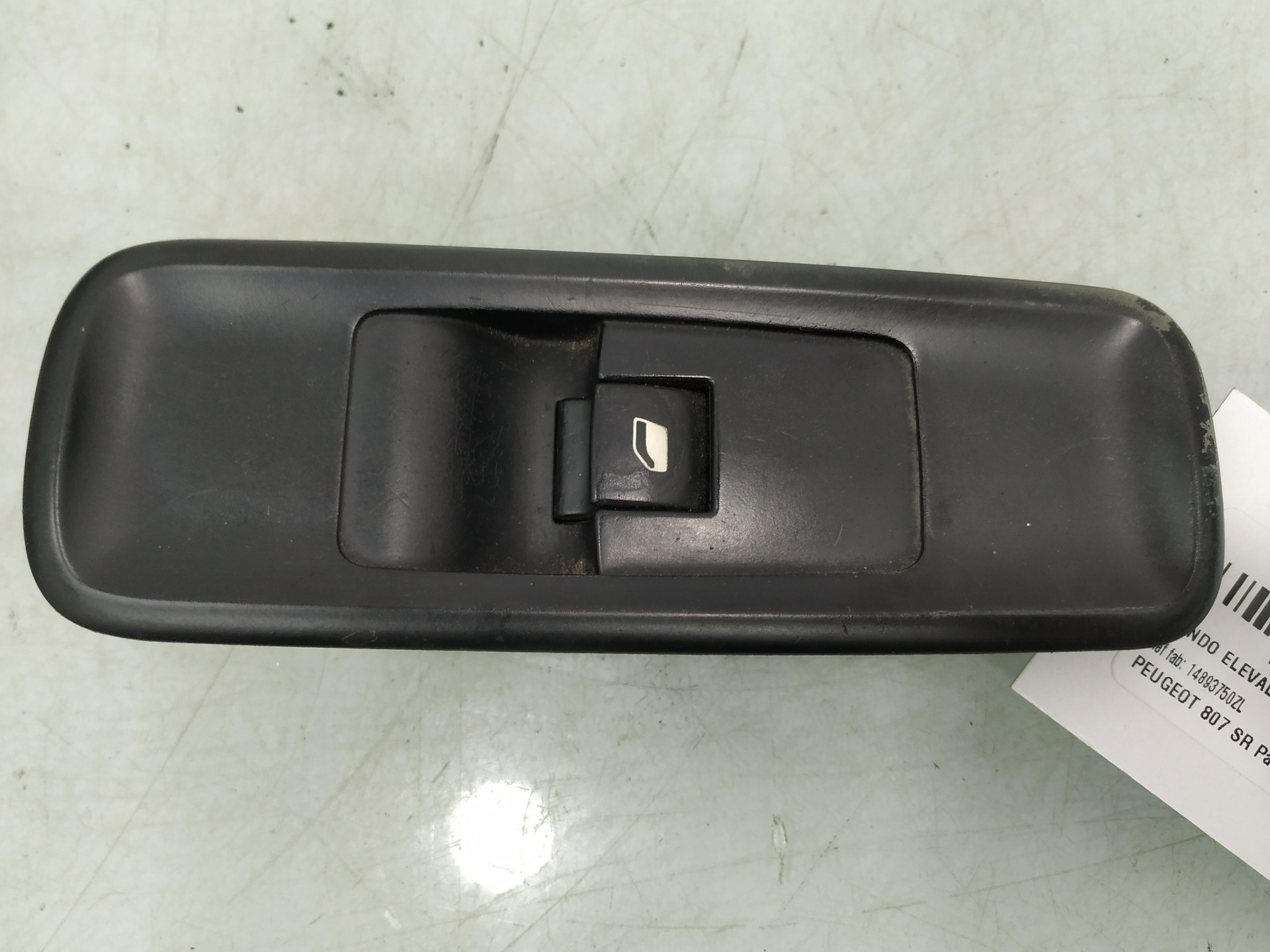 PEUGEOT 807 1 generation (2002-2012) Front Right Door Window Switch 14893750ZL 25929674