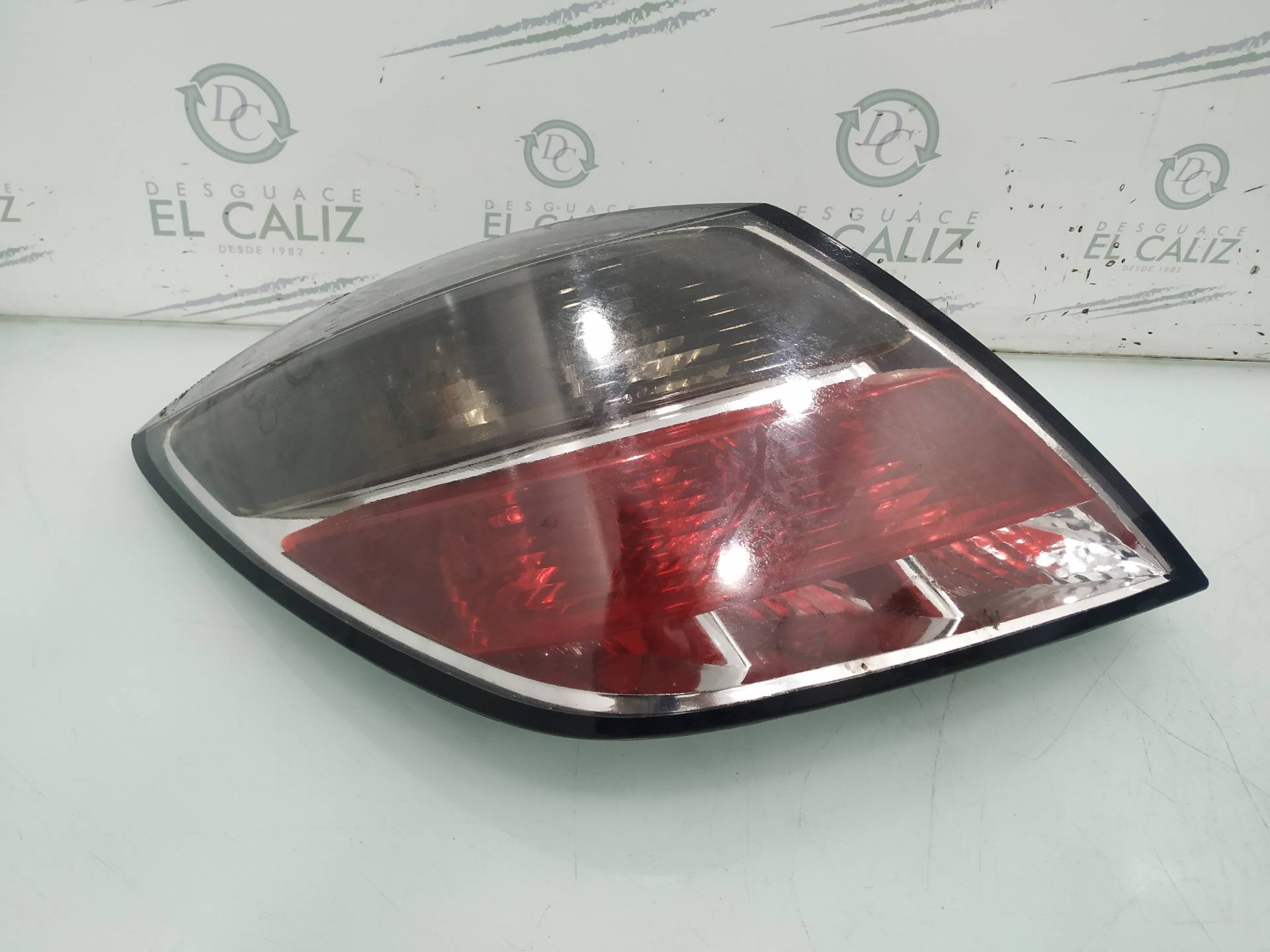 OPEL Astra H (2004-2014) Rear Left Taillight 93190790 18975390