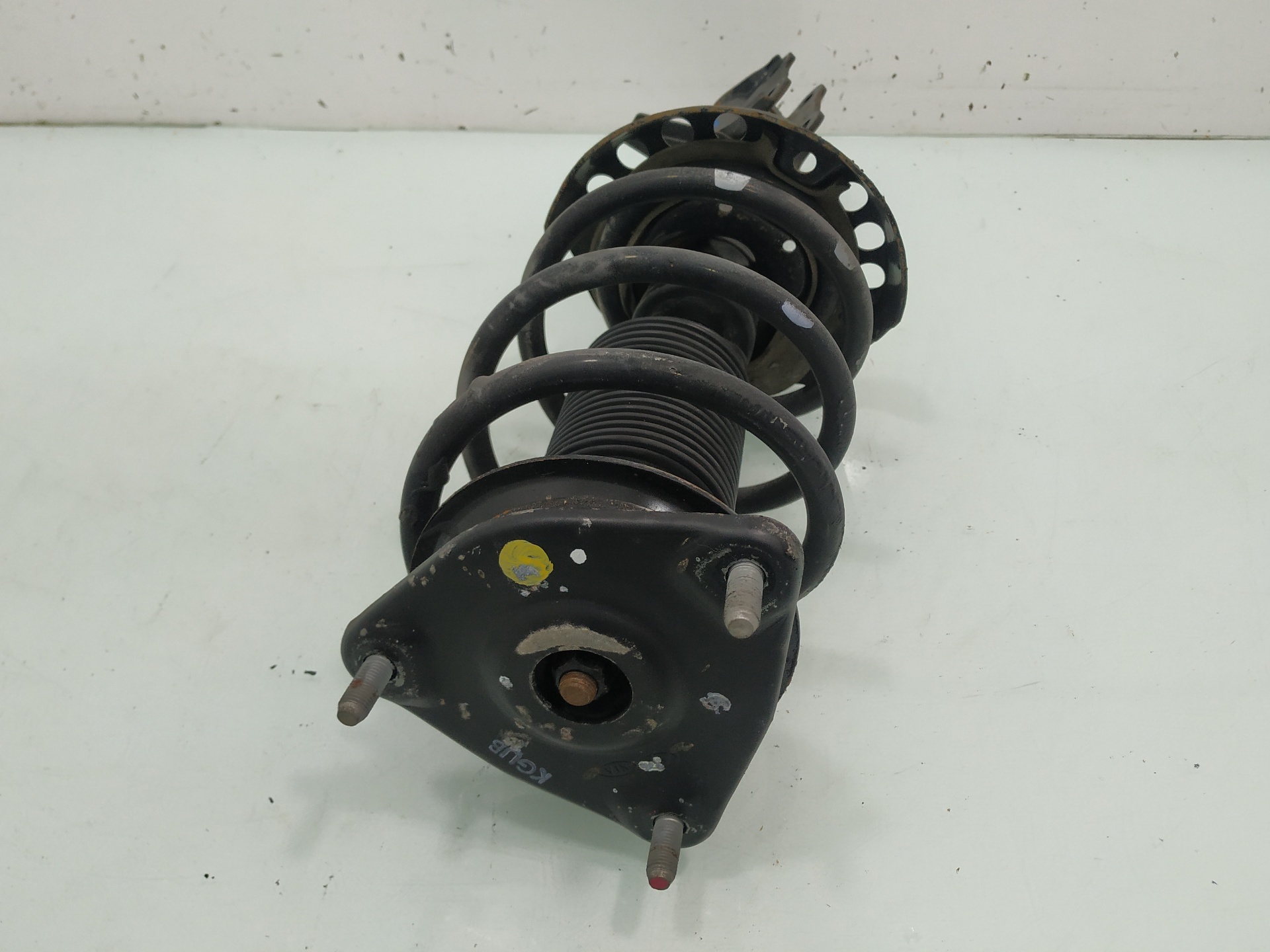 HYUNDAI i30 FD (1 generation) (2007-2012) Priekinis kairys amortizatorius 546502R750 24916564