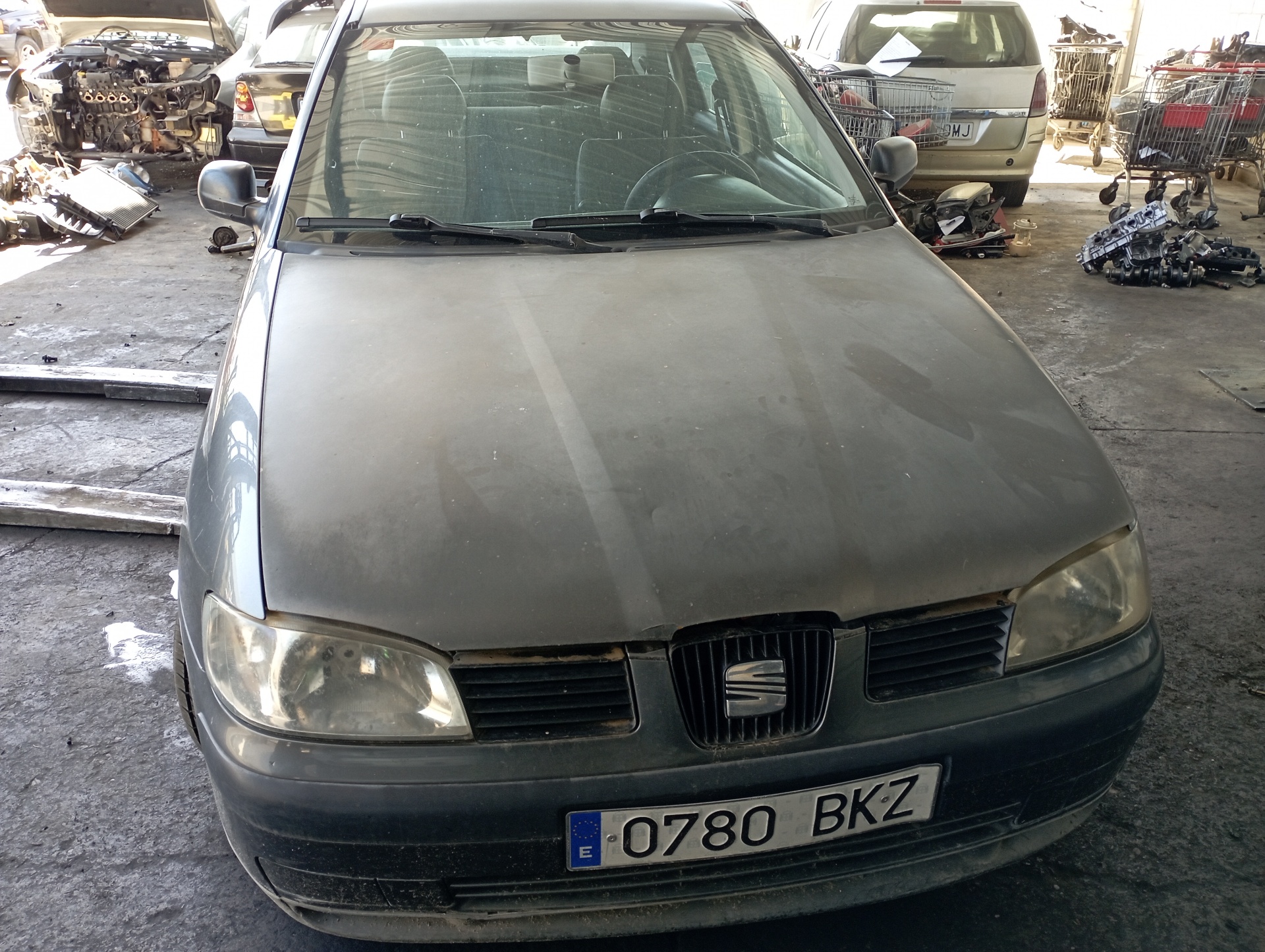 SEAT Cordoba 1 generation (1993-2003) Топливный насос высокого давления 038130107D 24921966