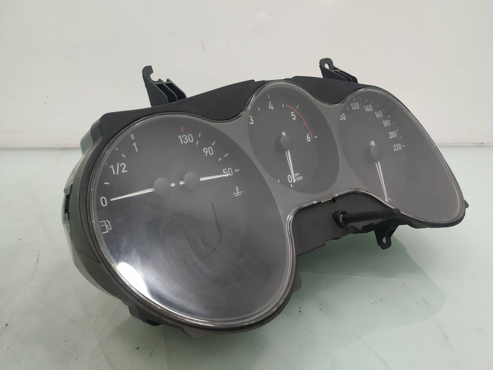 SEAT Toledo 3 generation (2004-2010) Speedometer 5P0920823C 21066119