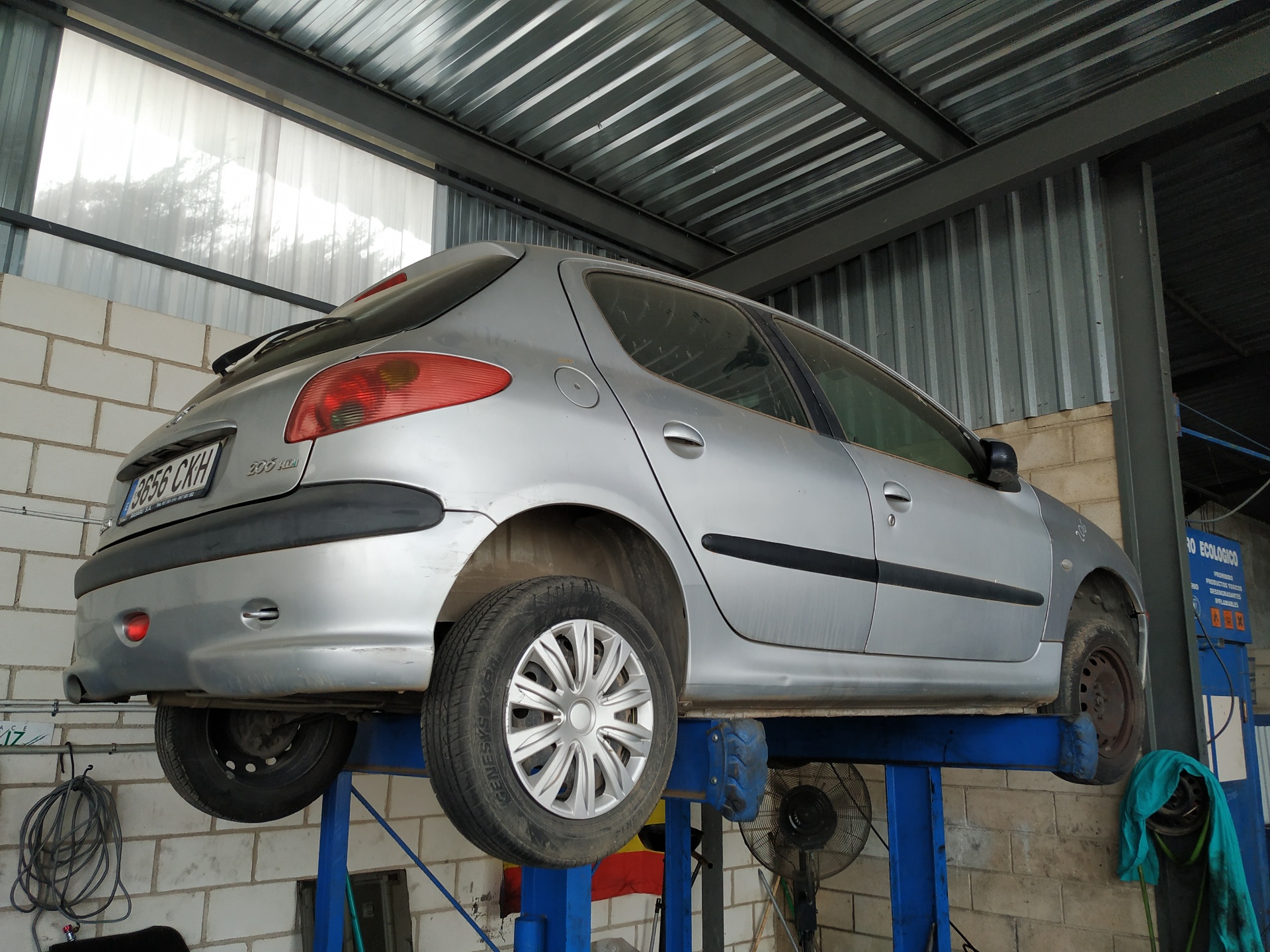 PEUGEOT 206 1 generation (1998-2009) Блок предохранителей 9650664180 19056969