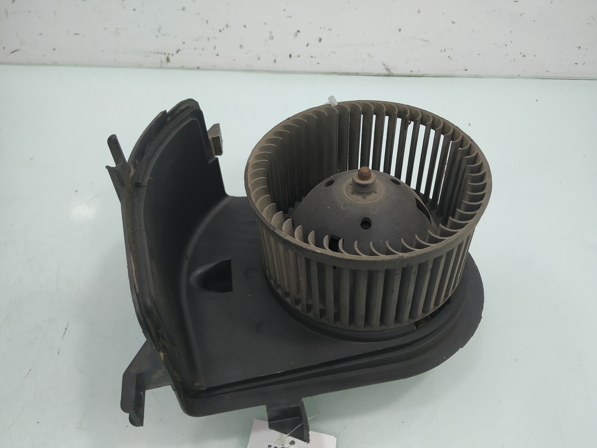 SEAT Ibiza 2 generation (1993-2002) Heater Blower Fan 1H1820021 25930662