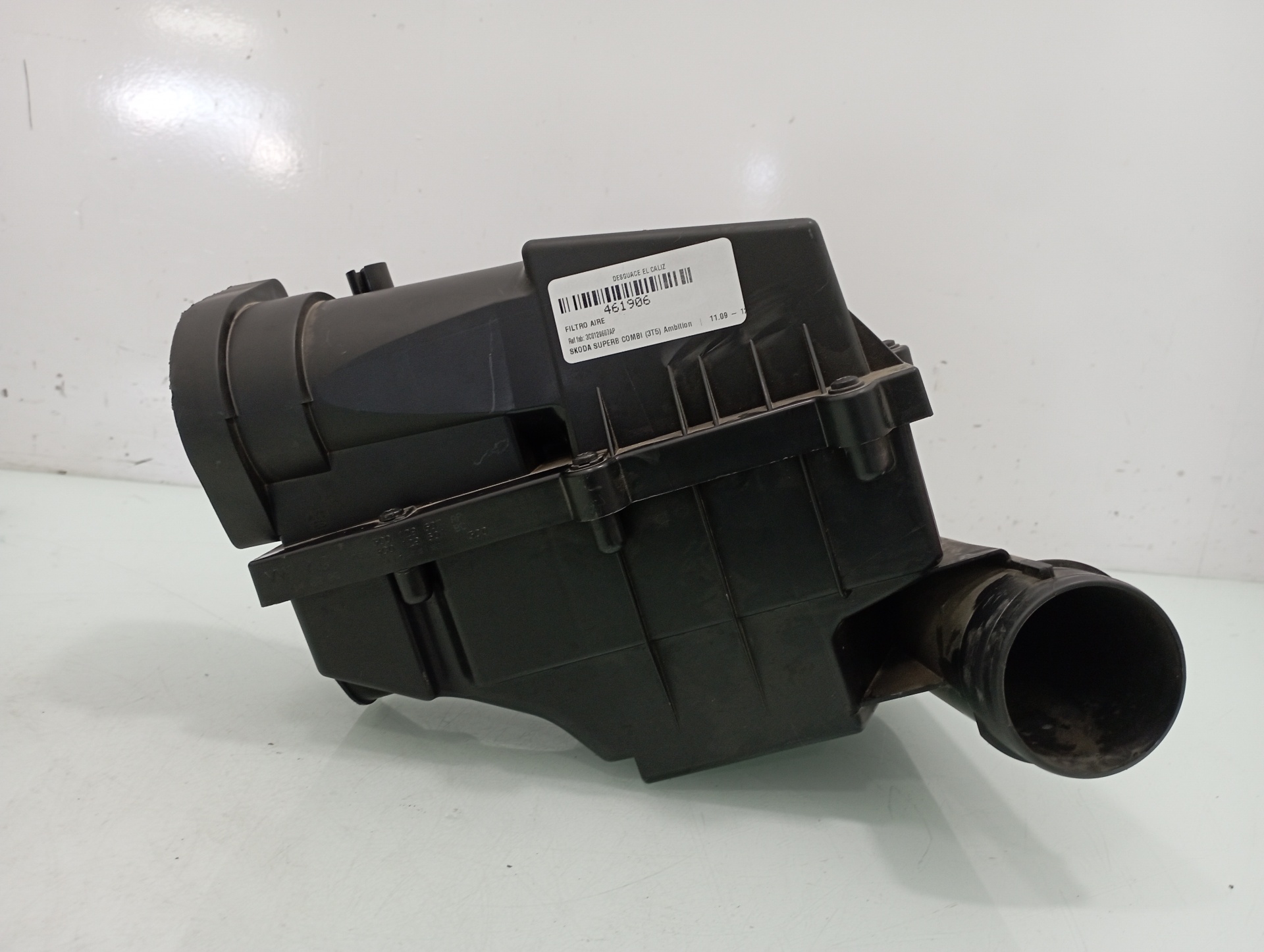 SKODA Superb 2 generation (2008-2015) Other Engine Compartment Parts 3C0129607AP 24912399