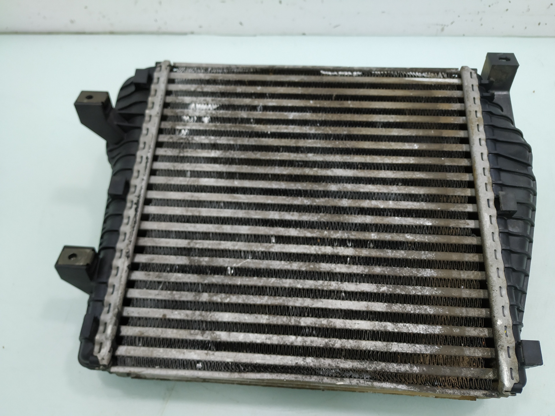 VOLKSWAGEN Touareg 1 generation (2002-2010) Intercooler Kylare 7L6145804 24919119