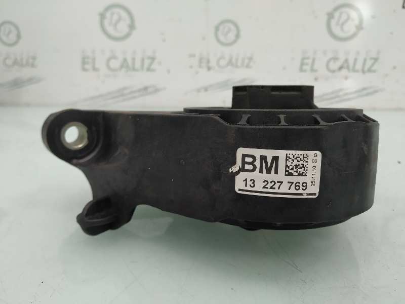 OPEL Insignia A (2008-2016) Egyéb motortéralkatrészek 13227769 18904285