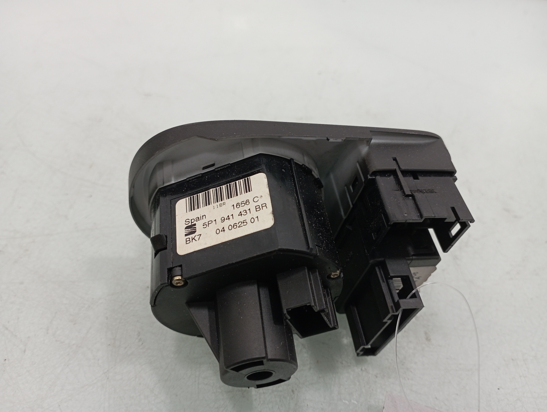 SEAT Toledo 3 generation (2004-2010) Headlight Switch Control Unit 5P1941431BR 24915210