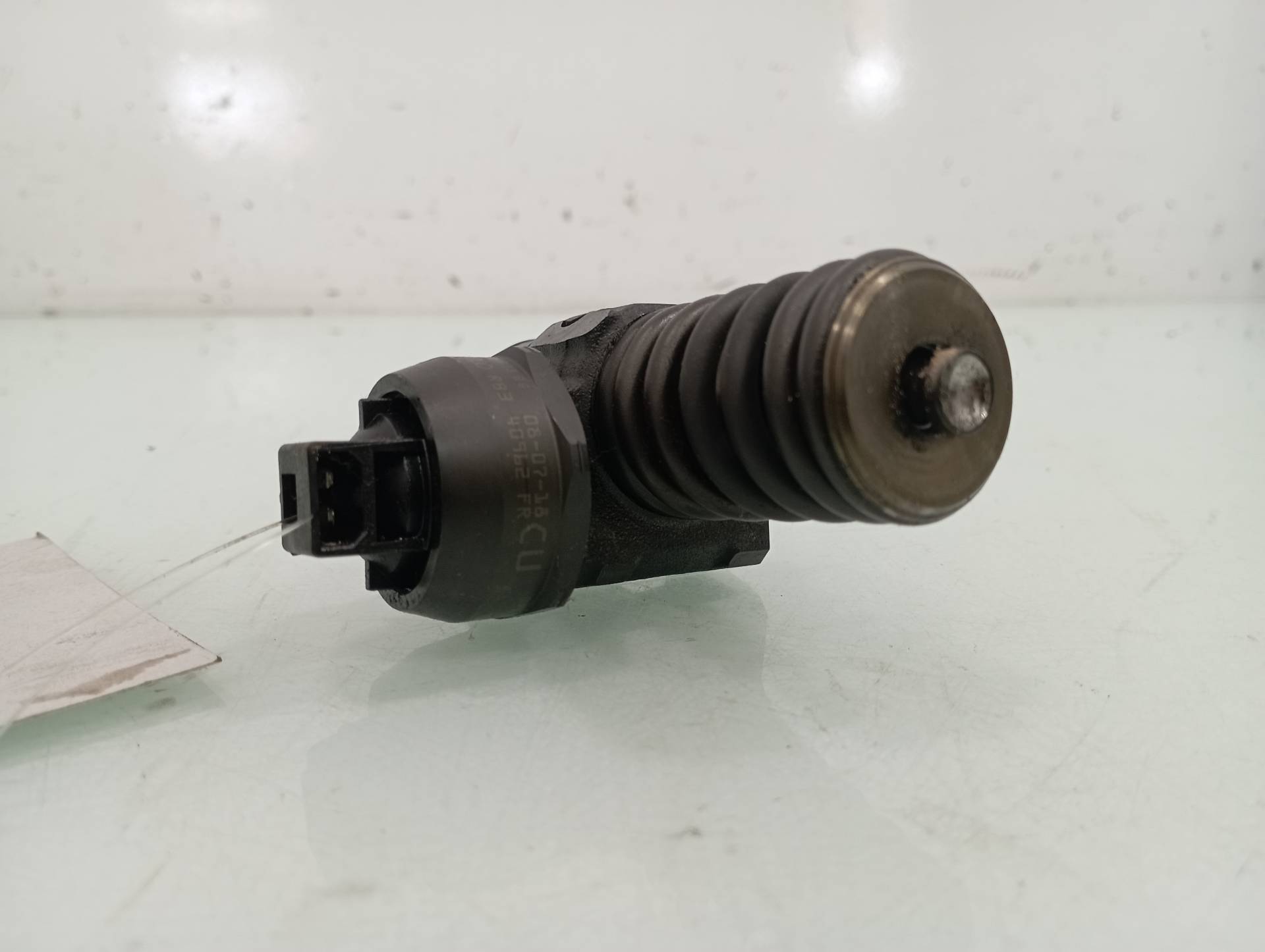 SKODA Yeti 1 generation (2009-2018) Fuel Injector 038130073BQ 22800933