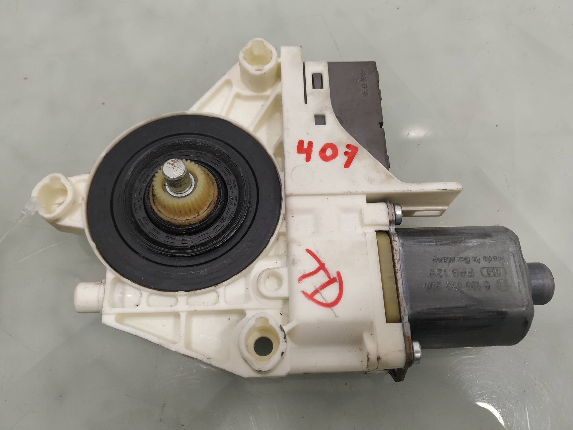 PEUGEOT 407 1 generation (2004-2010) Rear Right Door Window Control Motor 999066103 19028034