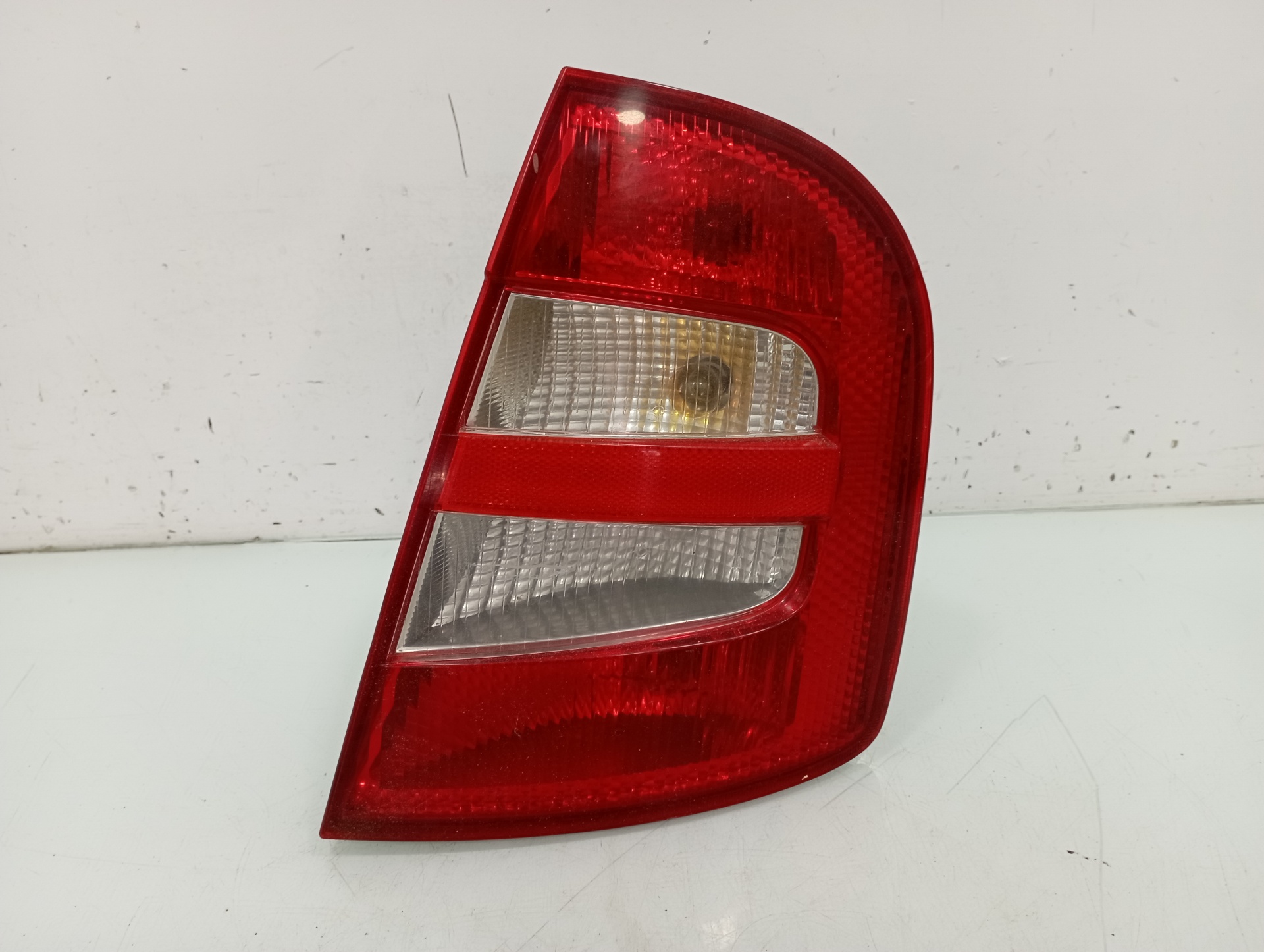 VOLKSWAGEN Passat CC 1 generation (2008-2017) Rear Right Taillight Lamp 6Y6945096B 25930253